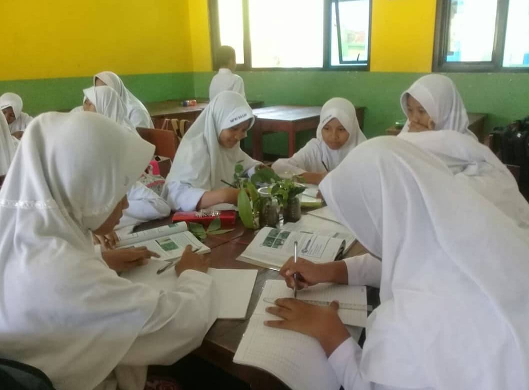 SMPN 2 Solear Tingkatkan Mutu Melalui Pelajaran Praktik