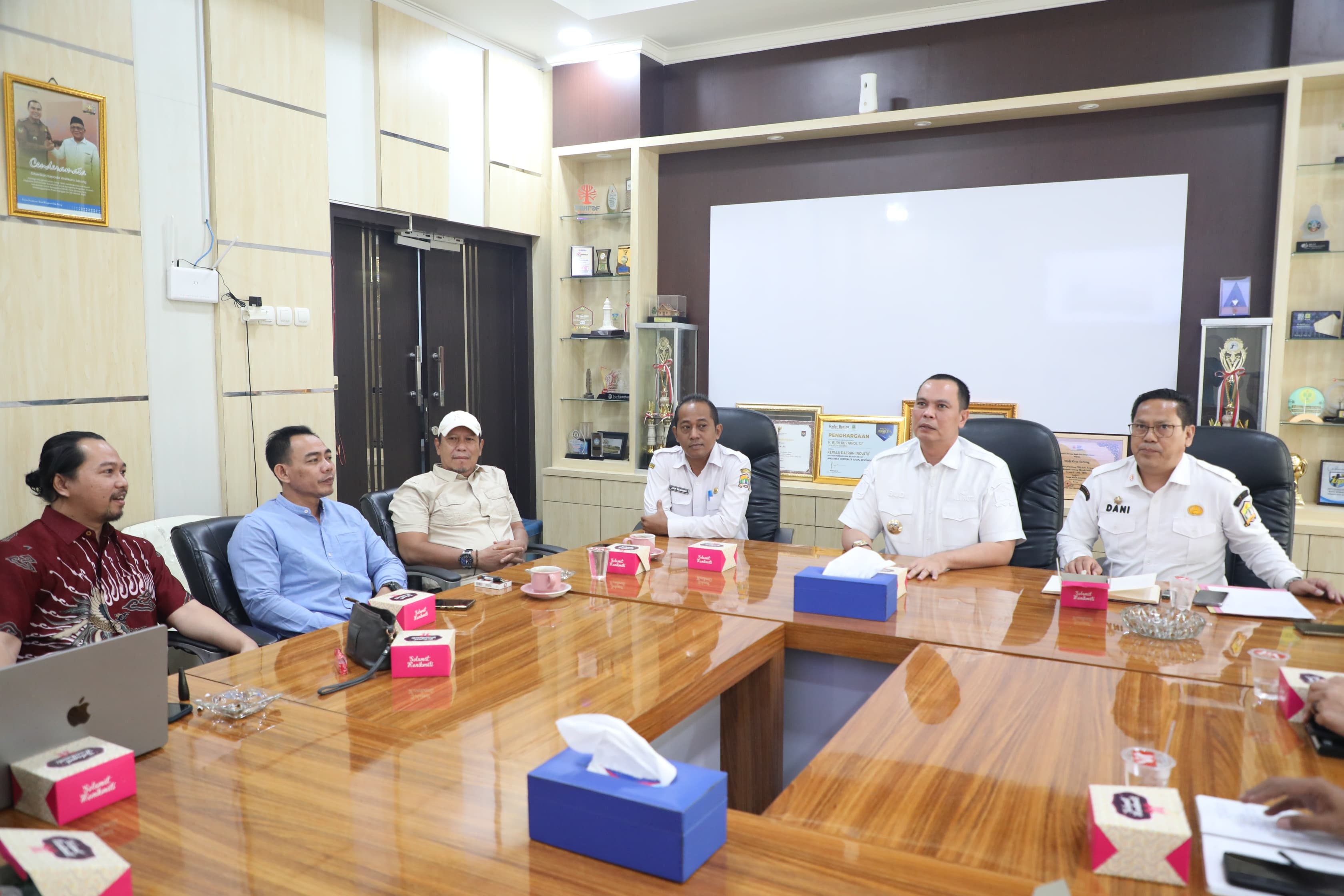 Perusahaan Siap Fasilitasi WiFi Gratis