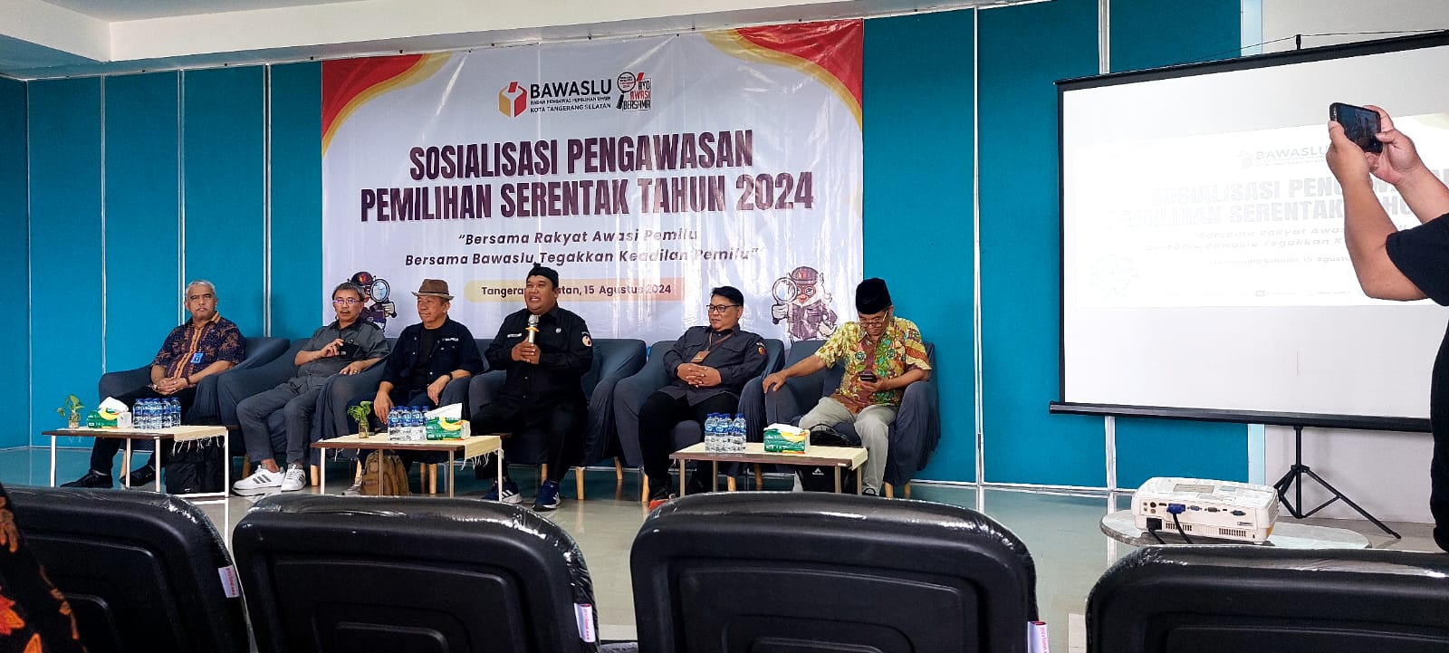 Sosialisasi Pengawasan Pilkada Serentak, Bawaslu Kota Tangsel Hadirkan Pembicara Nasional