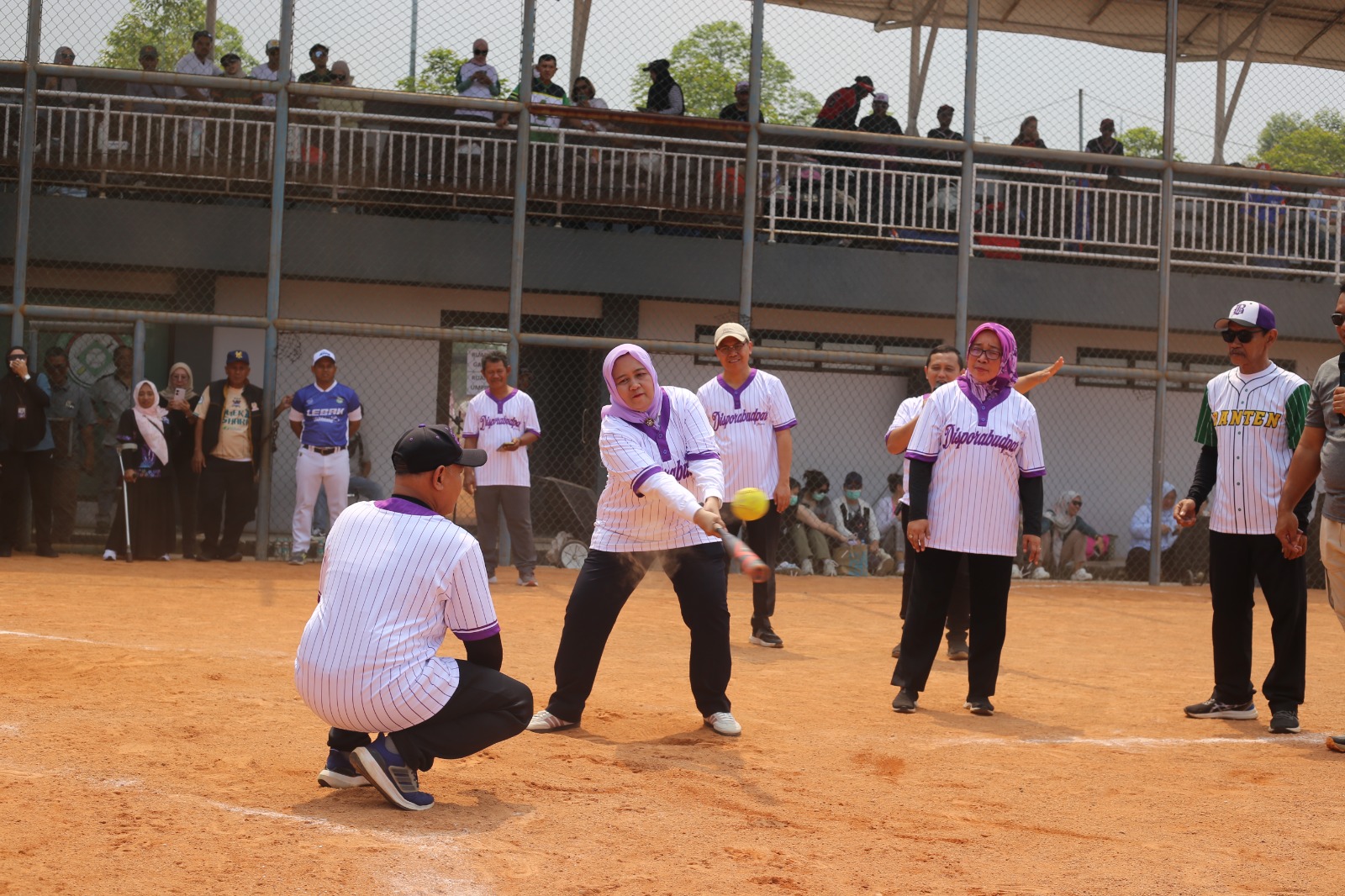 Disporabudpar Gelar Bupati Cup Cabor Softball, Alat Pembentuk Karakter Pemuda