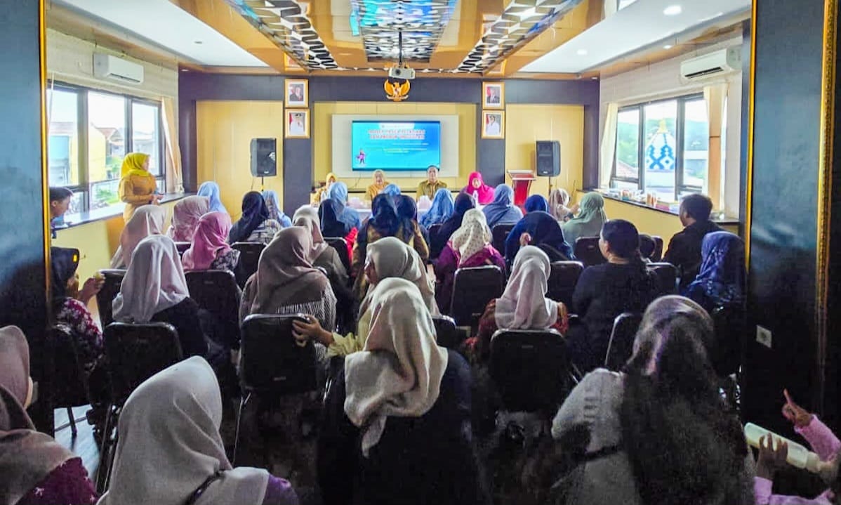 Diskum Gelar Monev UMKM Rajeg