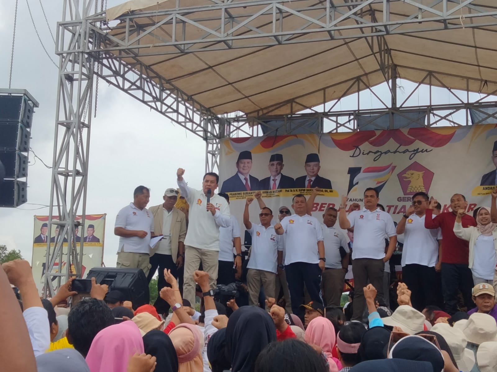 Ribuan Warga Semarakkan HUT Ke-17 Gerindra