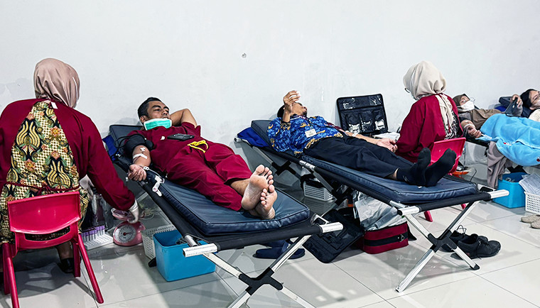 PMI Mauk Siapkan Sembako untuk Pendonor