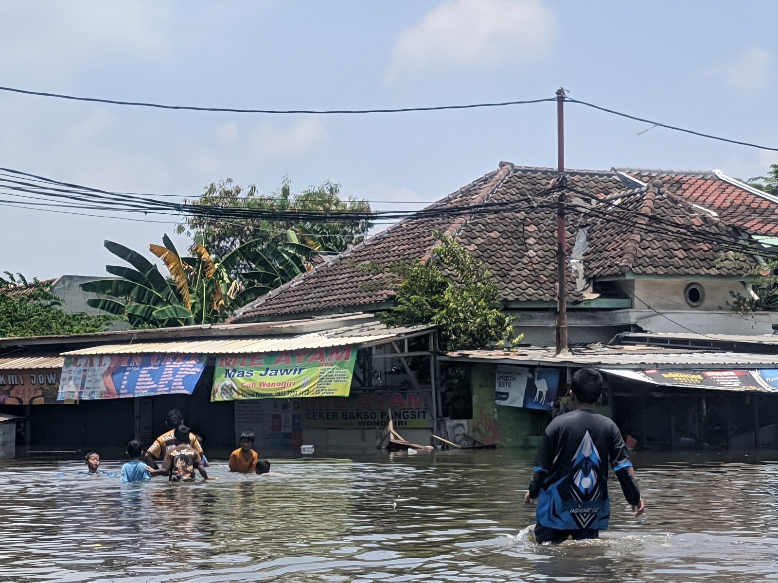 Banjir Mulai Surut, 3.947 Warga Periuk Terdampak Banjir