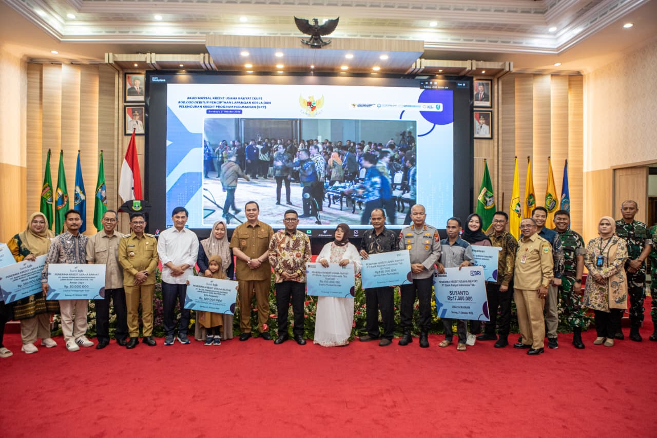 Lewat Akad Massal KUR, bank bjb Perkuat Akses Pembiayaan UMKM dan Kredit Perumahan di Banten