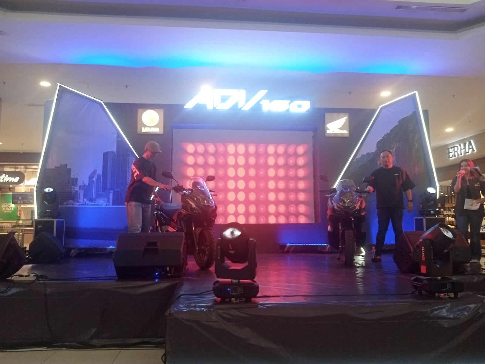 New Honda ADV 160 Meluncur