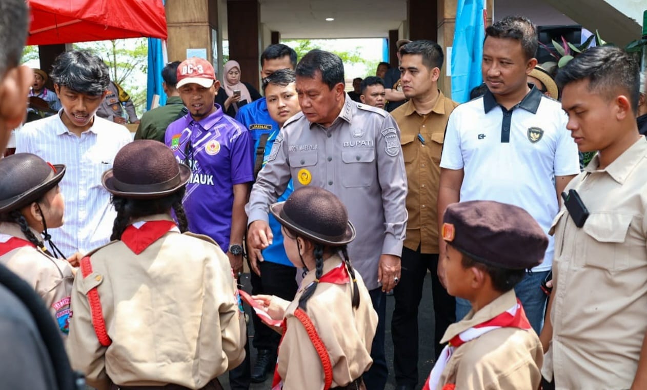 Bupati Buka LKBB di Ketapang Urban Aquaculture