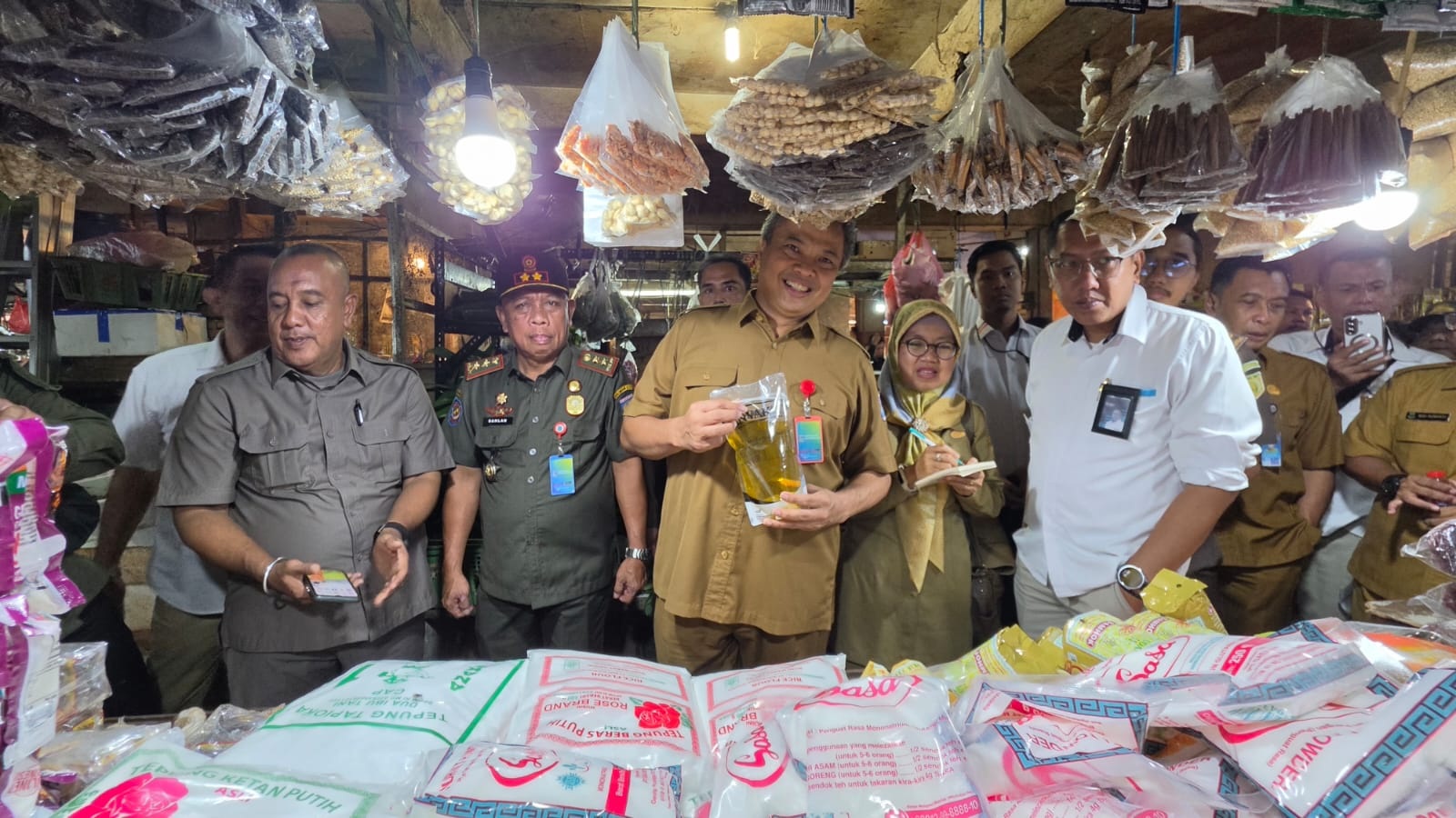 Pemkot Tangsel Sita Tahu dan Mie Berformalin Hasil Sidak di Pasar Serpong 