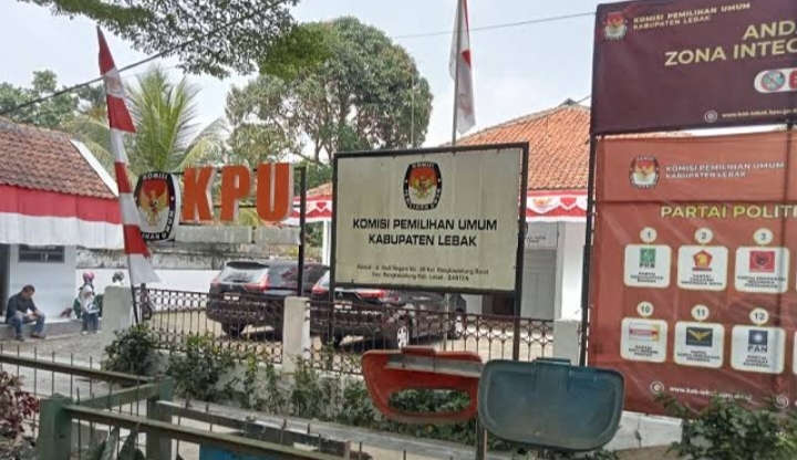 KPU Lebak Baru Terima Rekapitulasi Suara 18 Kecamatan