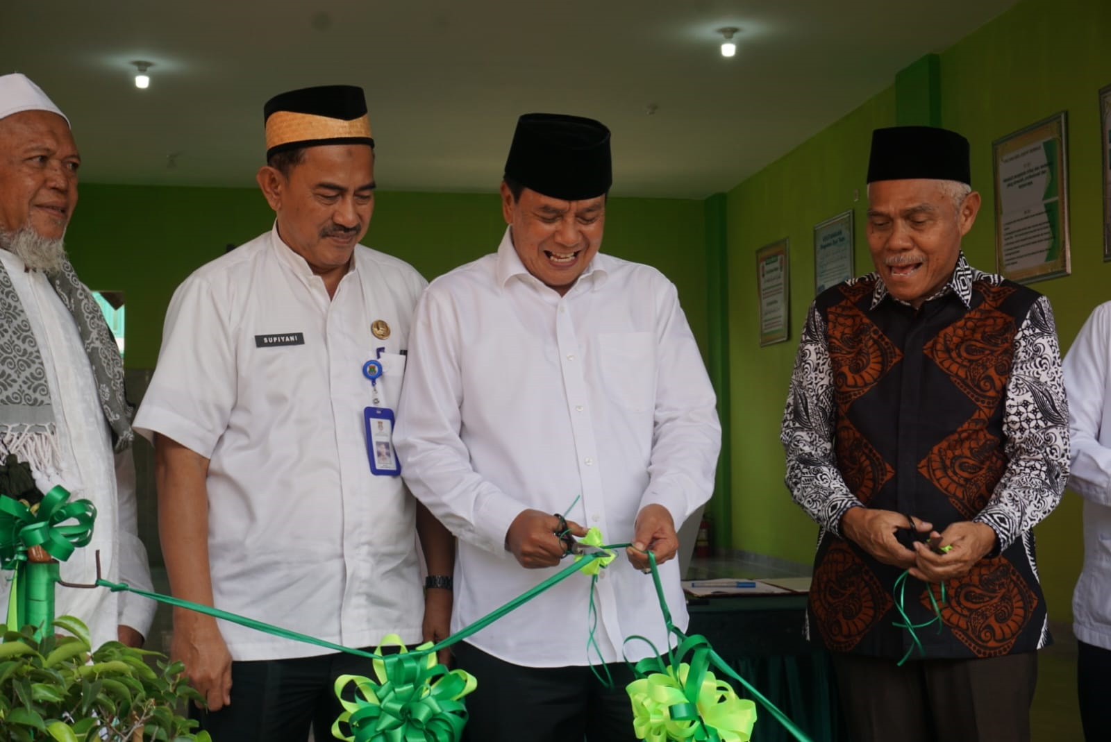 Buka Prasmanan Gratis Lewat Program Jumat Berbagi, Menengok Griya Jumat DKM Jami Al Ikhlas Pondok Sejahtera