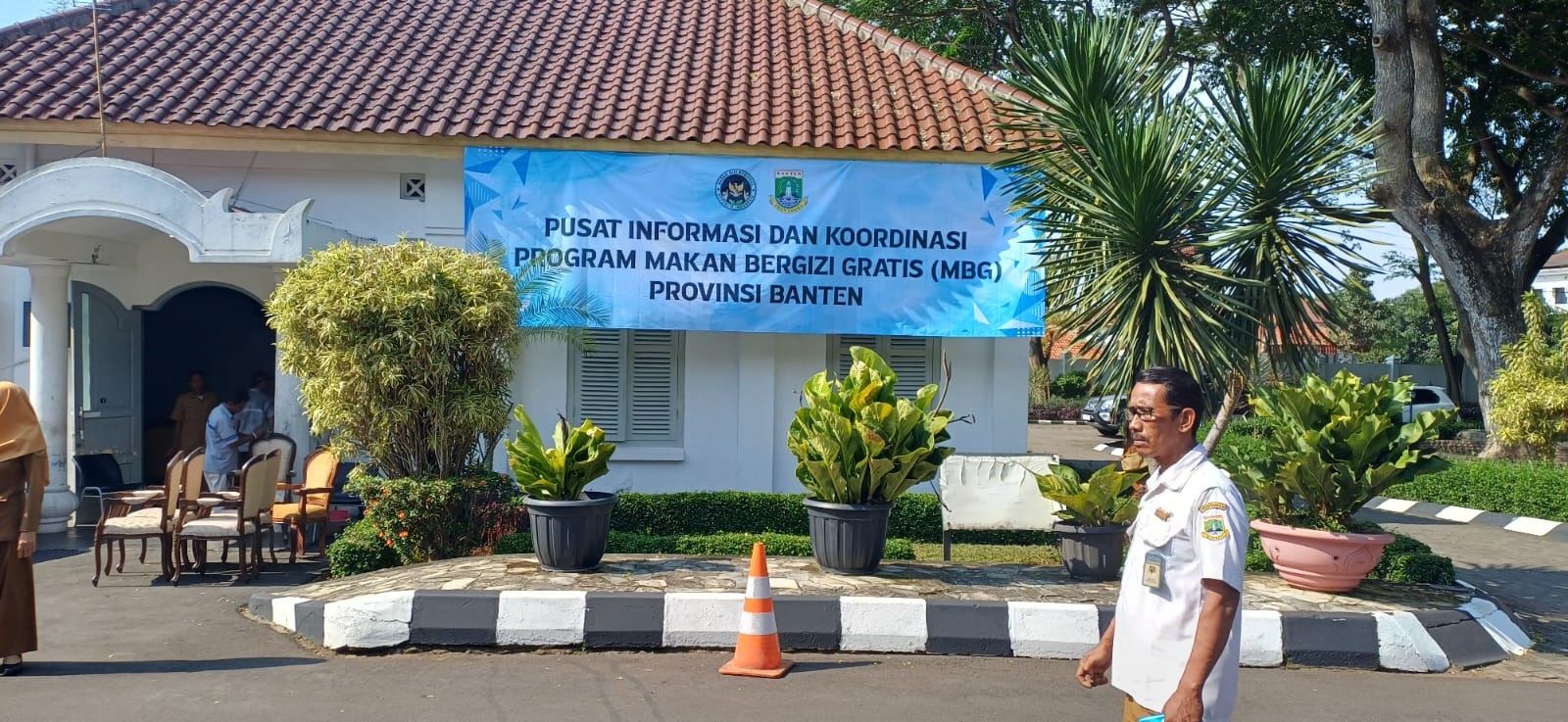 Pemprov Buka Kantor Pusat Informasi dan Koordinasi MBG