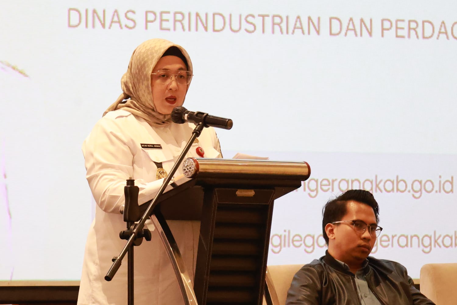 Wabup Intan: Konsumen Dapat Kepastian Hukum, Gelar Bimtek Metrologi Legal