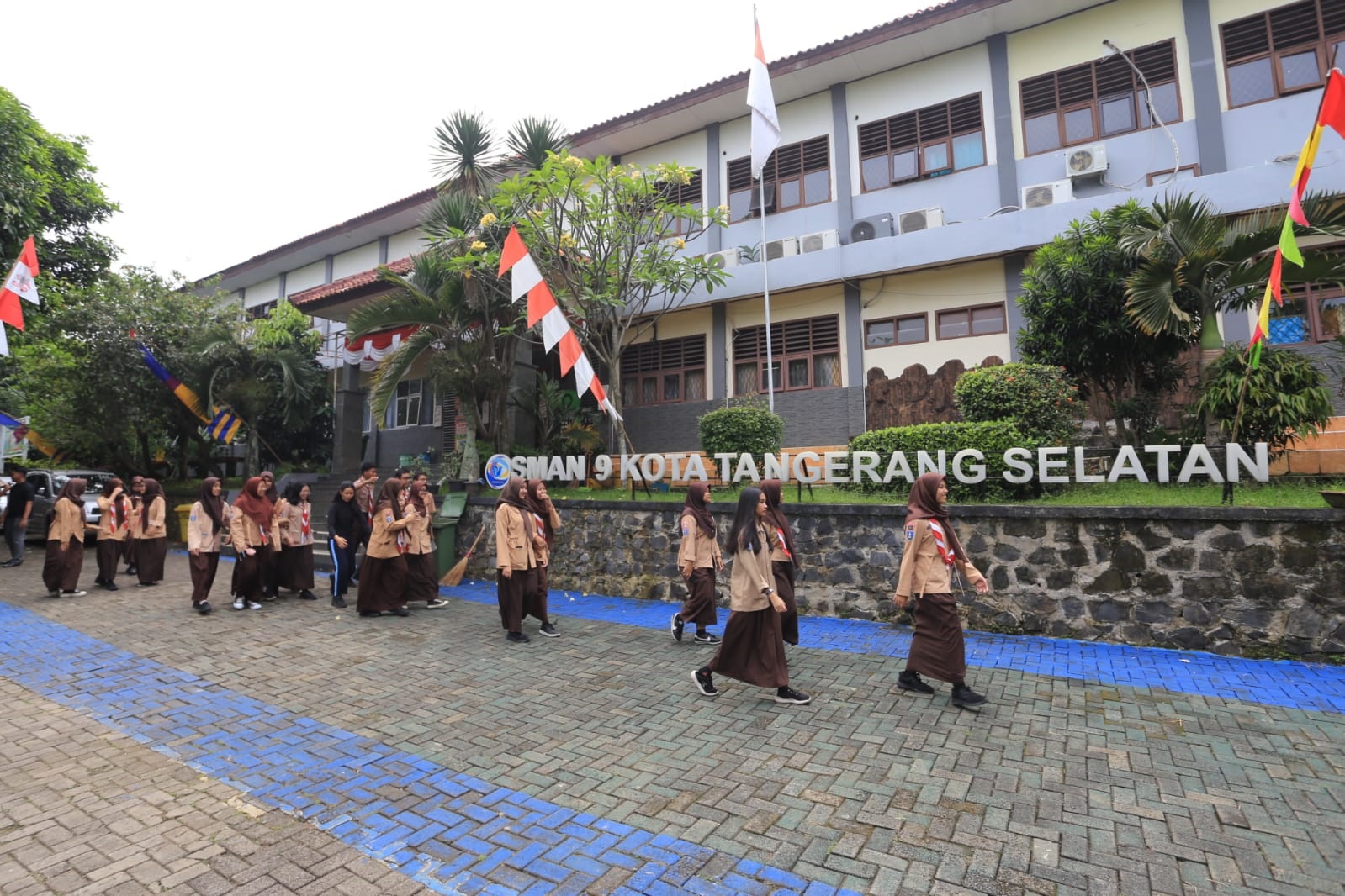 Tempat Makan Siap, MBG Belum Dapat, Siswa SMAN 9 Tangsel Merasa di-PHP