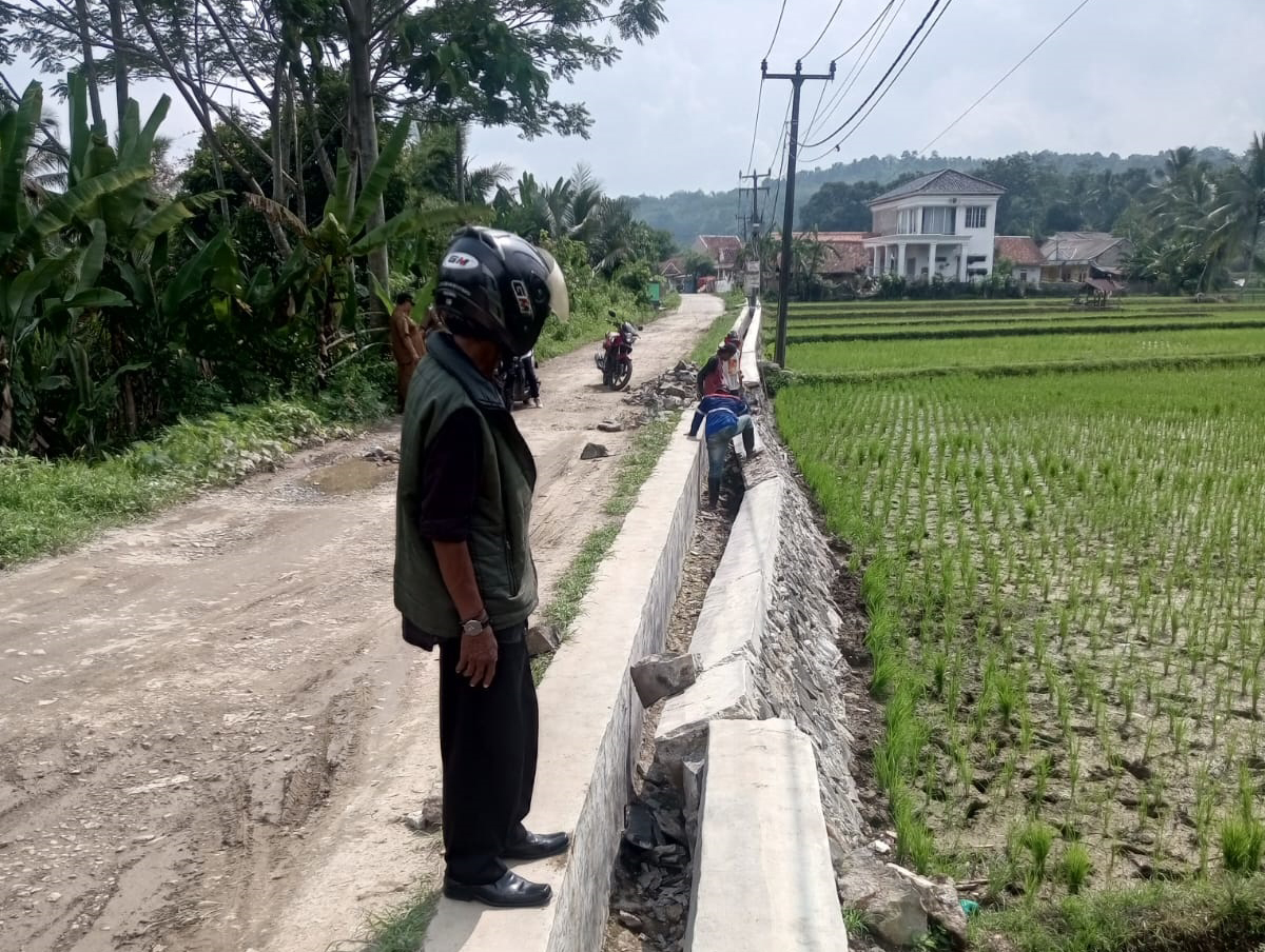 Seminggu Selesai Dibangun, Proyek Rp198 Juta P3-TGAI Roboh