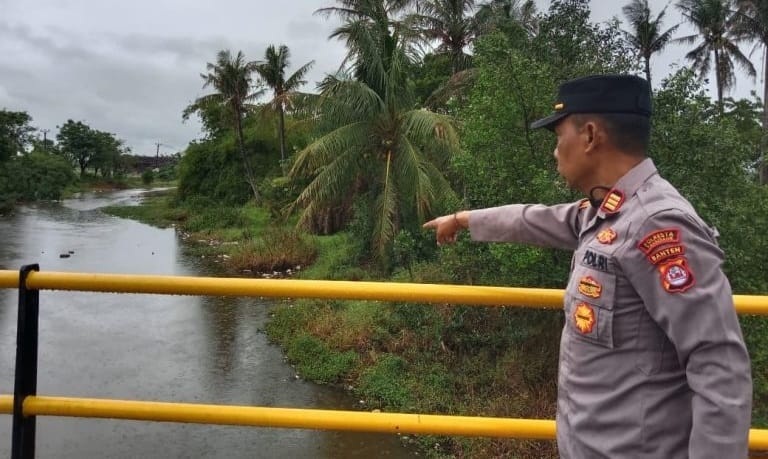 Antisipasi Banjir, Pantau Debit Air Cipasilian