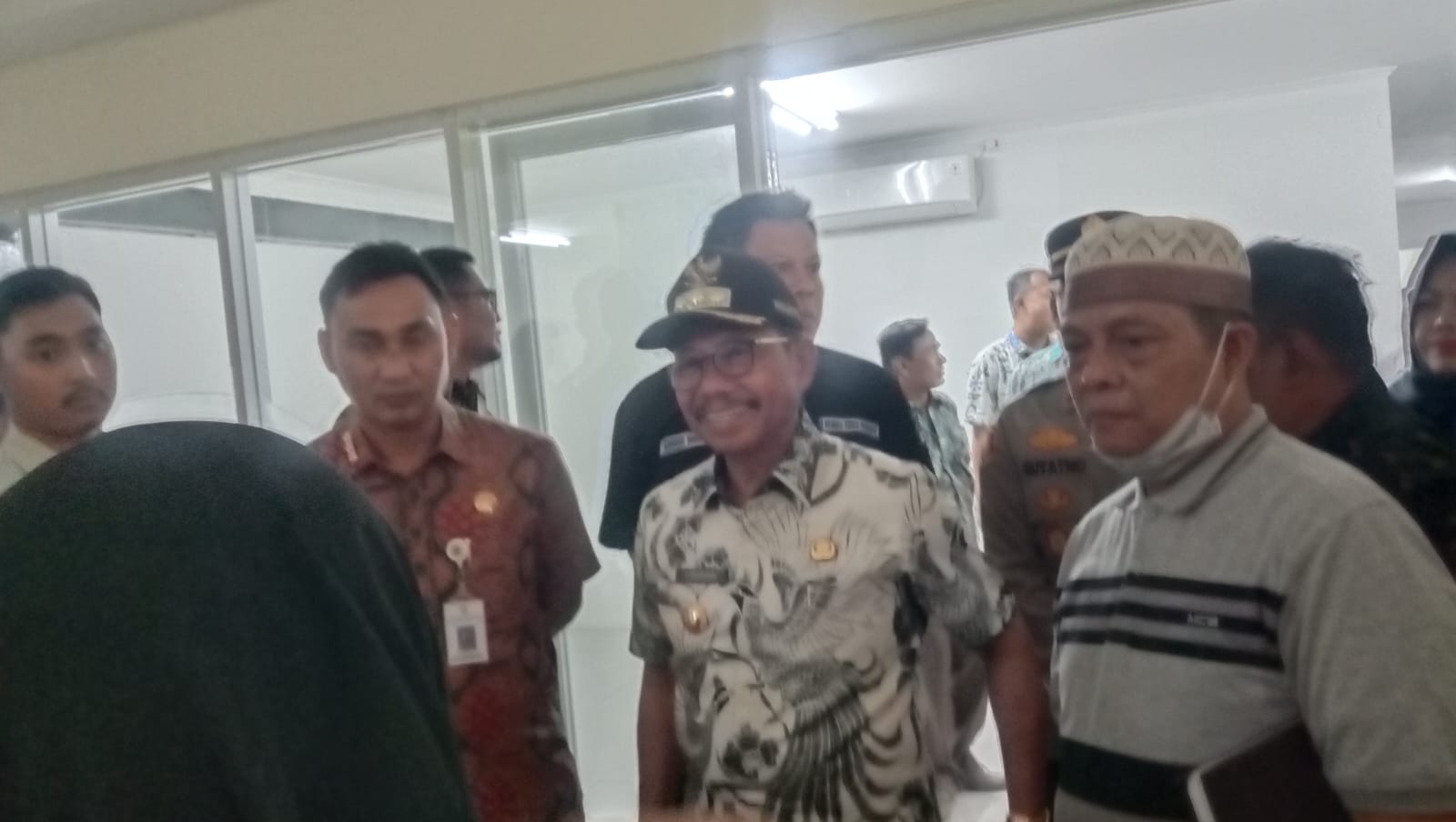 Temui Pedagang Wali Kota Menerima Banyak Aduan, Gedung Pasar Anyar Senilai Rp123 M Masih Bocor