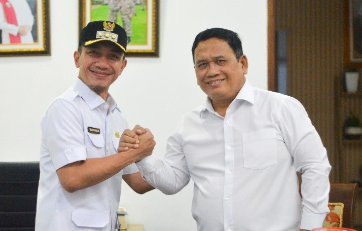 Polemik Halal Bihalal Berakhir Damai, Hasbi Sambangi Kediaman Amir