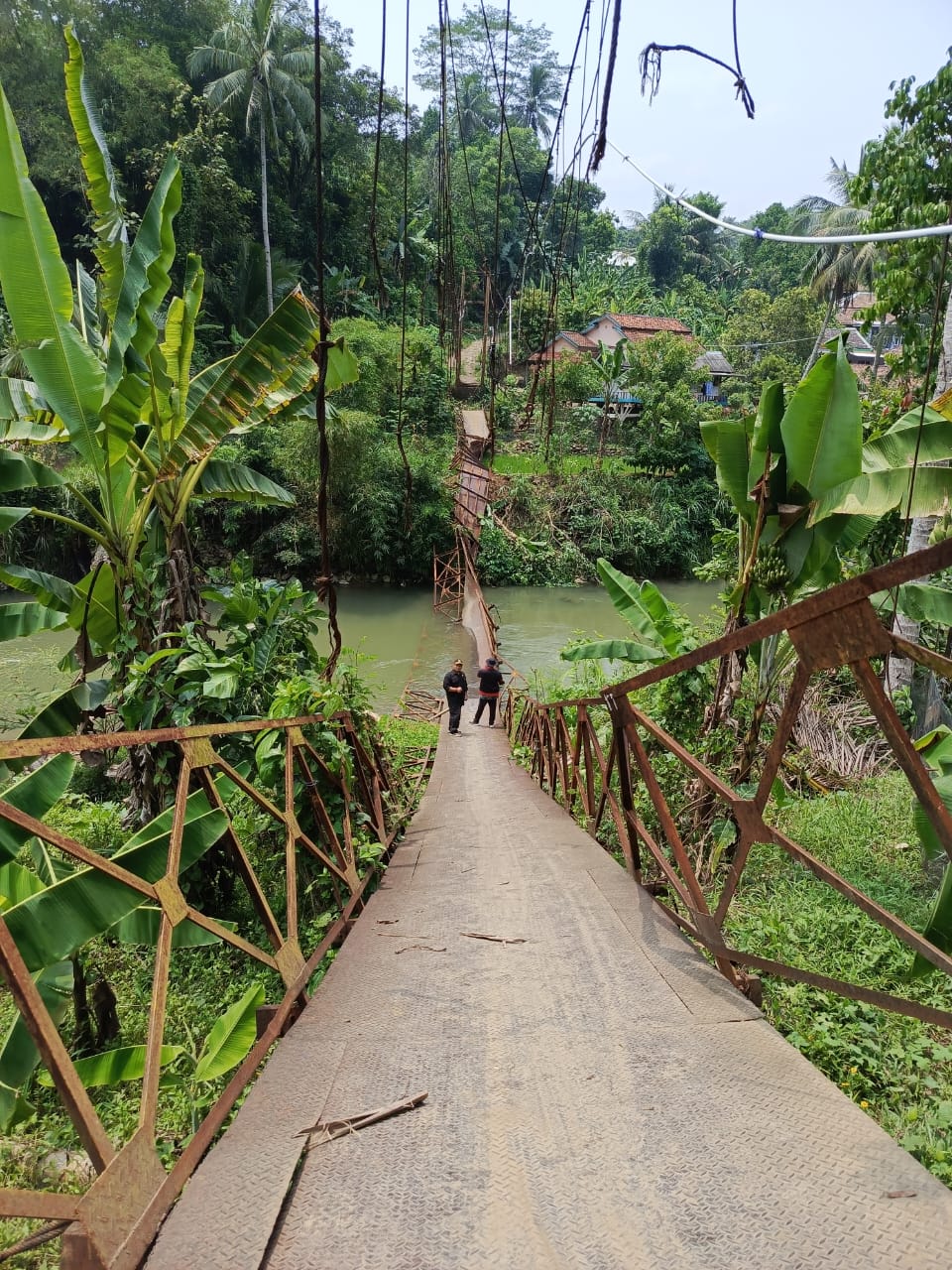  Tali Sling Putus, Jembatan Gantung di Lebak   Ambruk