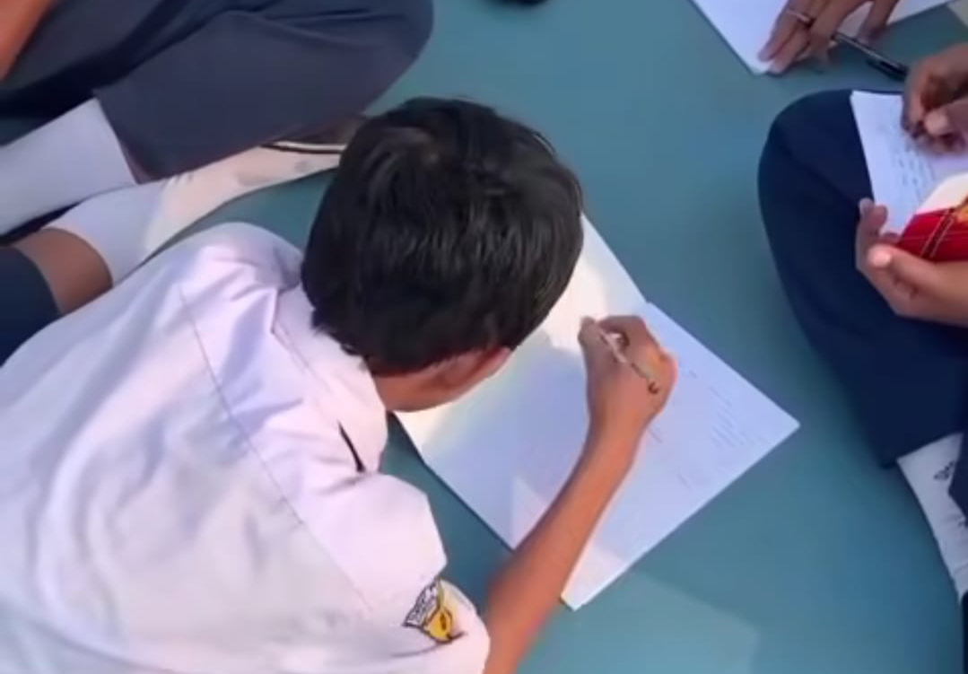 SMPN 5 Curug Tingkatan Minat Baca Lewat Garasi Rosi
