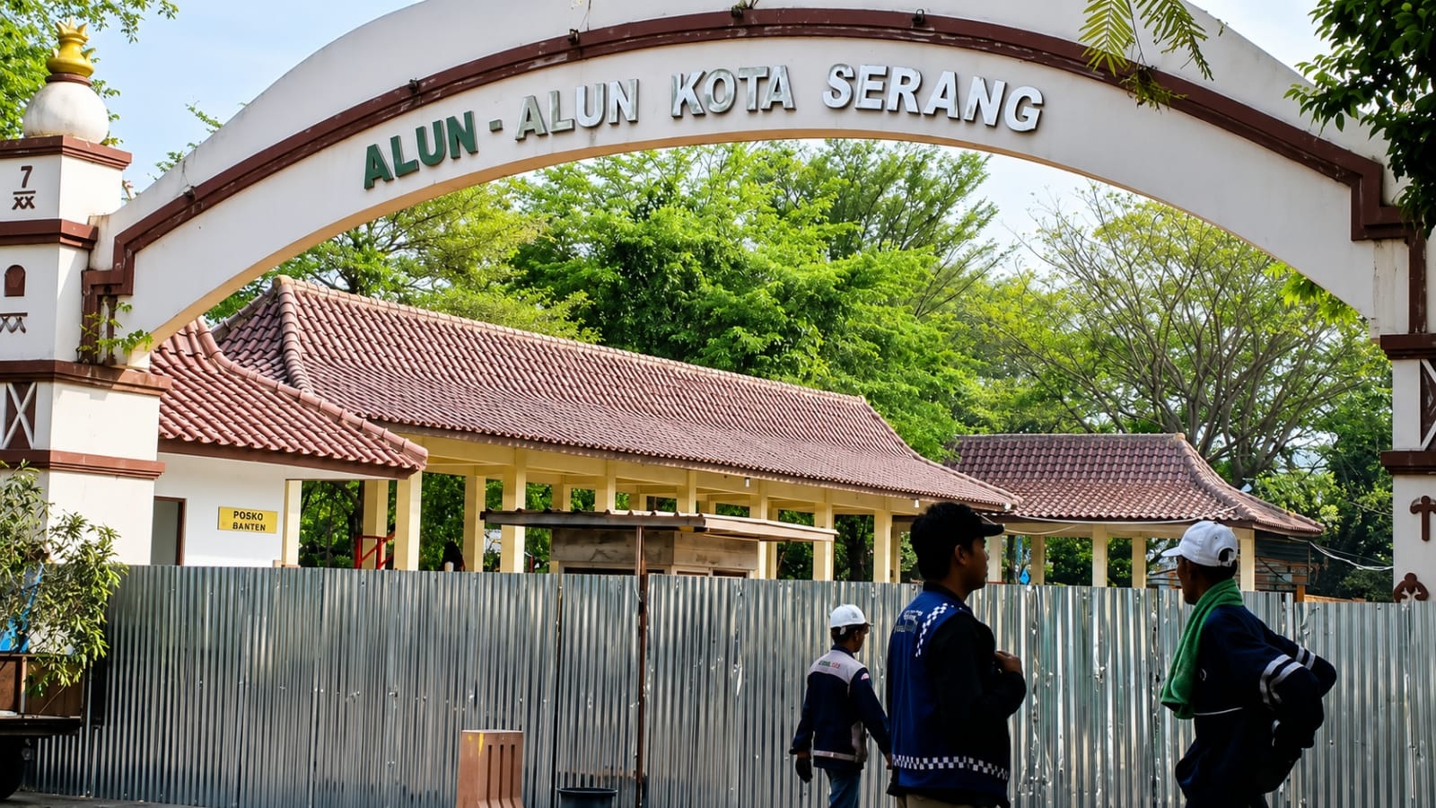 Alun-alun Kota Serang Mulai Dipagari