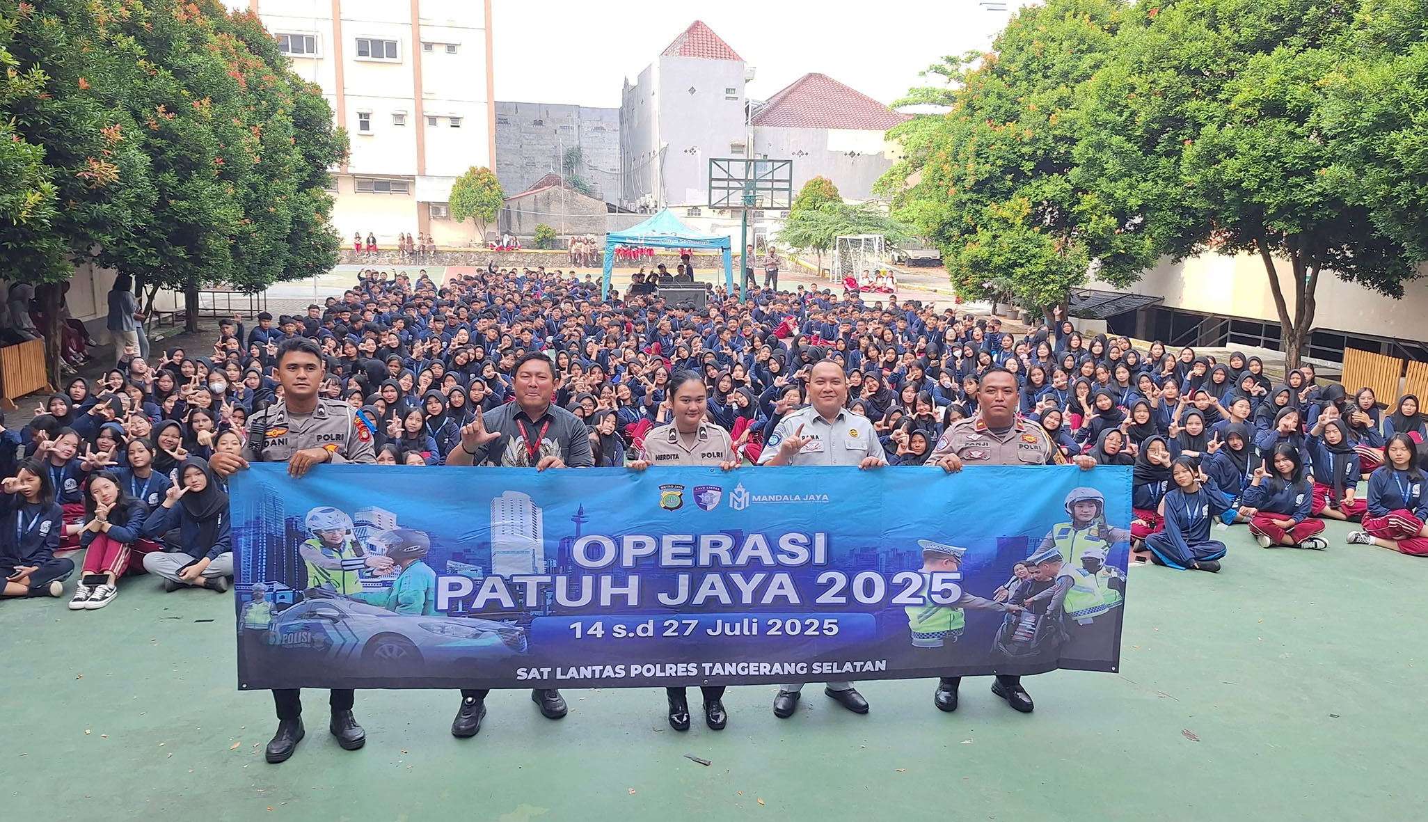 Polisi Bidik SMA, Kampanye Keselamatan Lalin