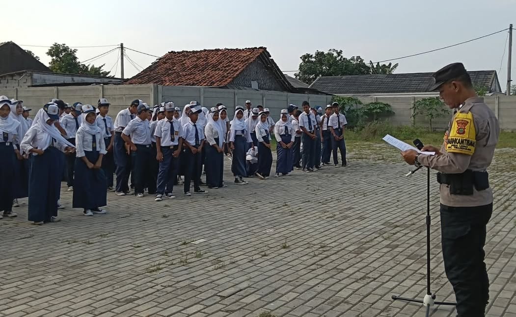 SMPN 1 Sukadiri Sosialisasi Kenakalan Remaja