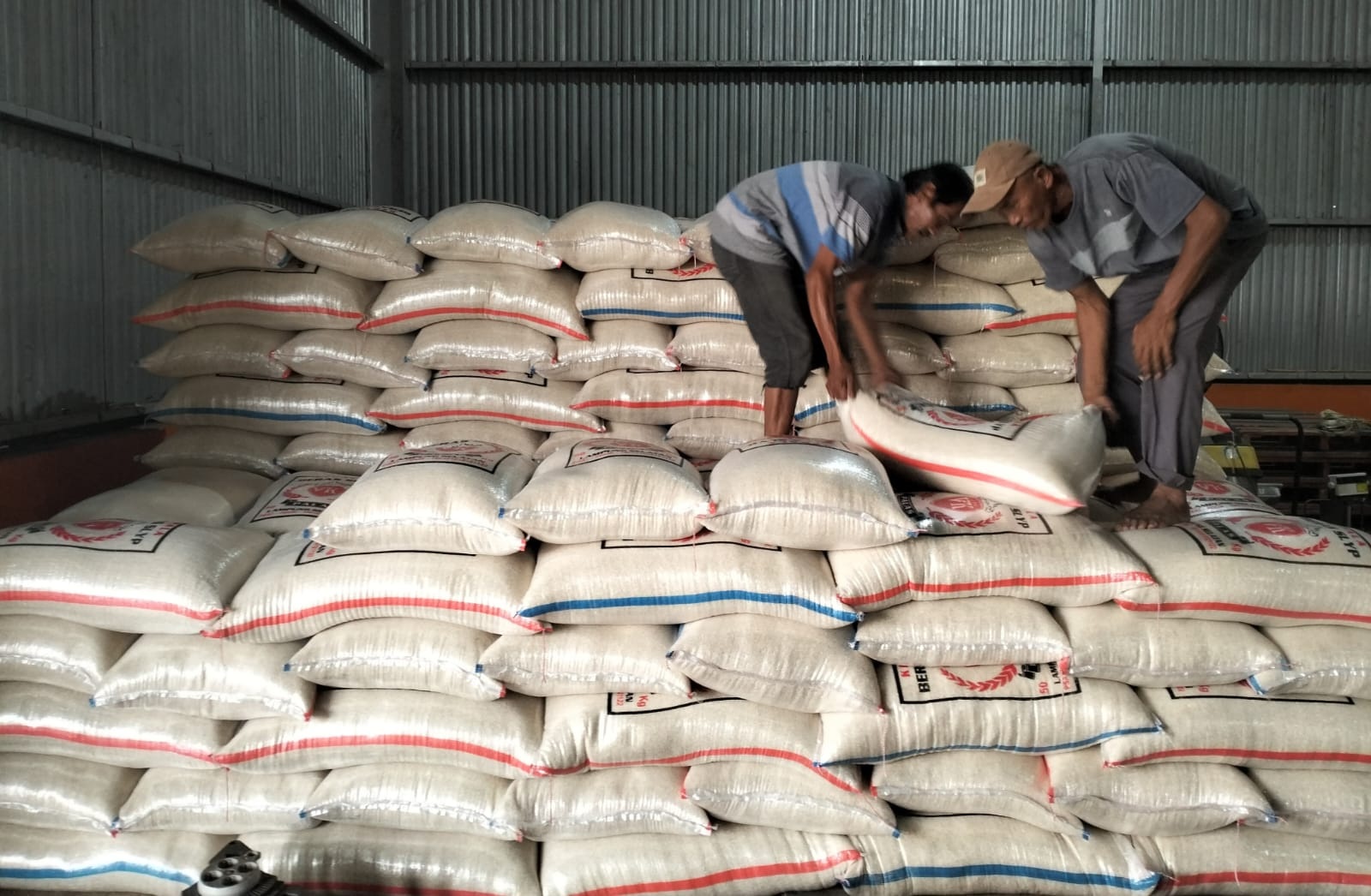 Stok Beras Aman Hingga Empat Bulan ke Depan