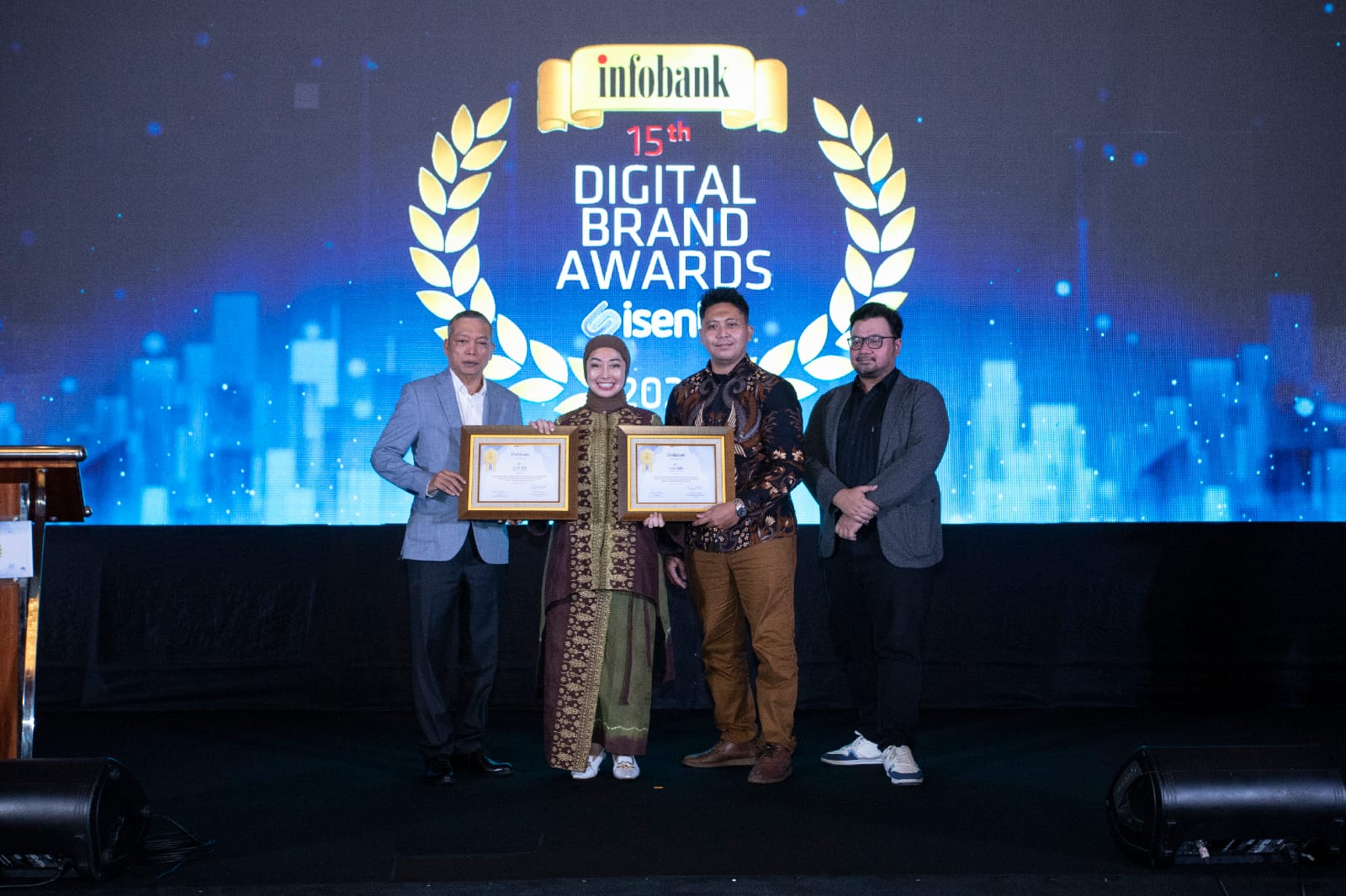 Inovasi dan Kepercayaan Publik Antar bank bjb Raih Penghargaan di Ajang Infobank–Isentia Digital Brand Appreci