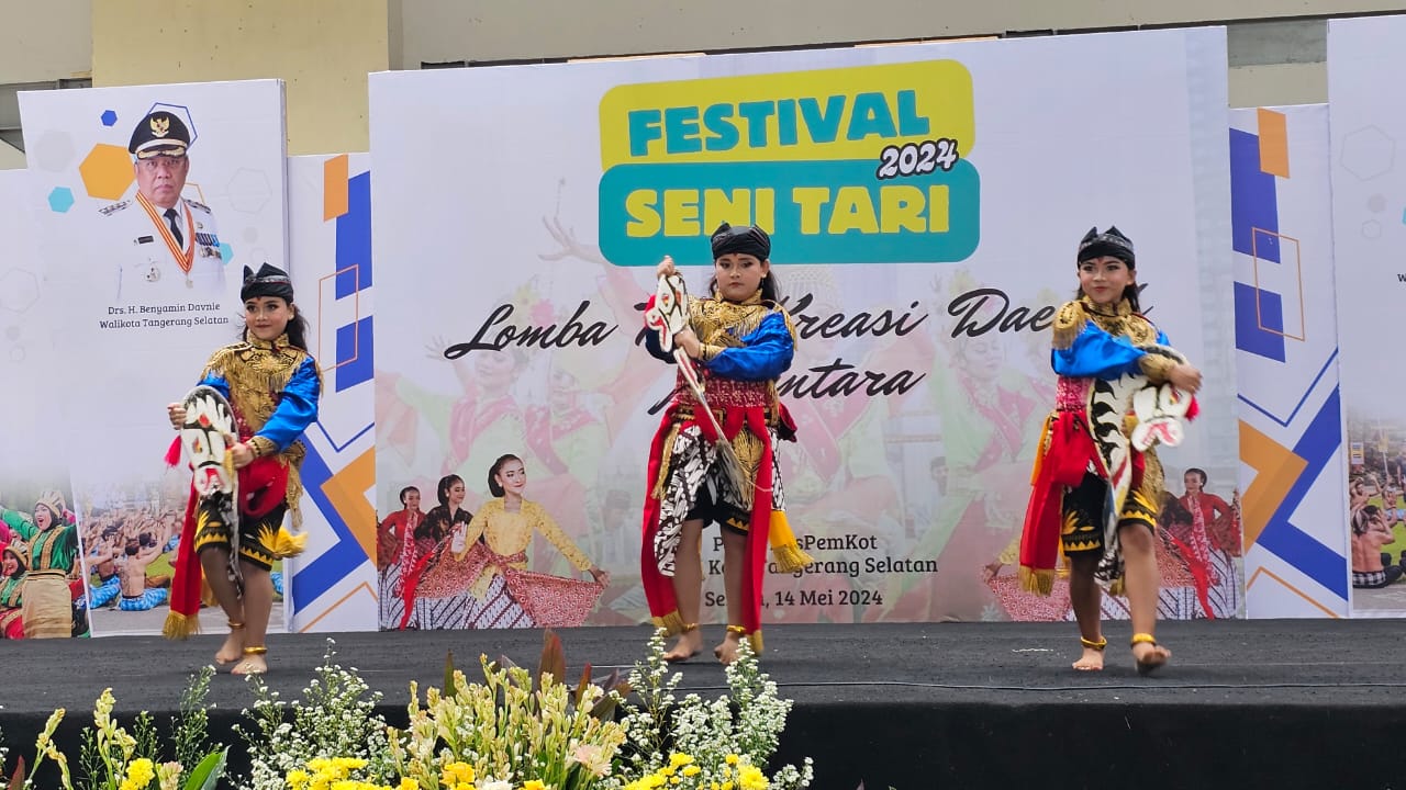 Seratusan Siswa SD dan SMP Ramaikan Festival Seni Tari