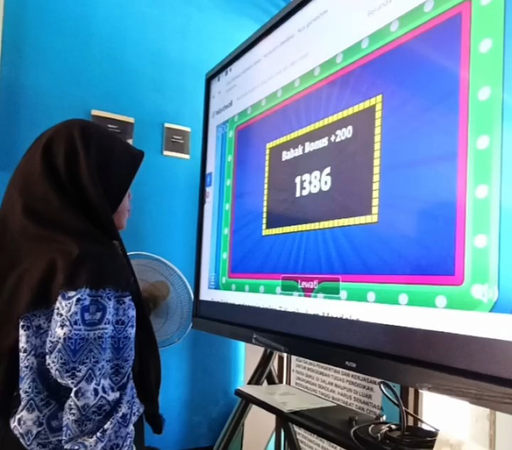 SMPN 1 Sukamulya Mendapat Bantuan dari Presiden Prabowo, Gunakan Smart TV Untuk Pembelajaran Digital