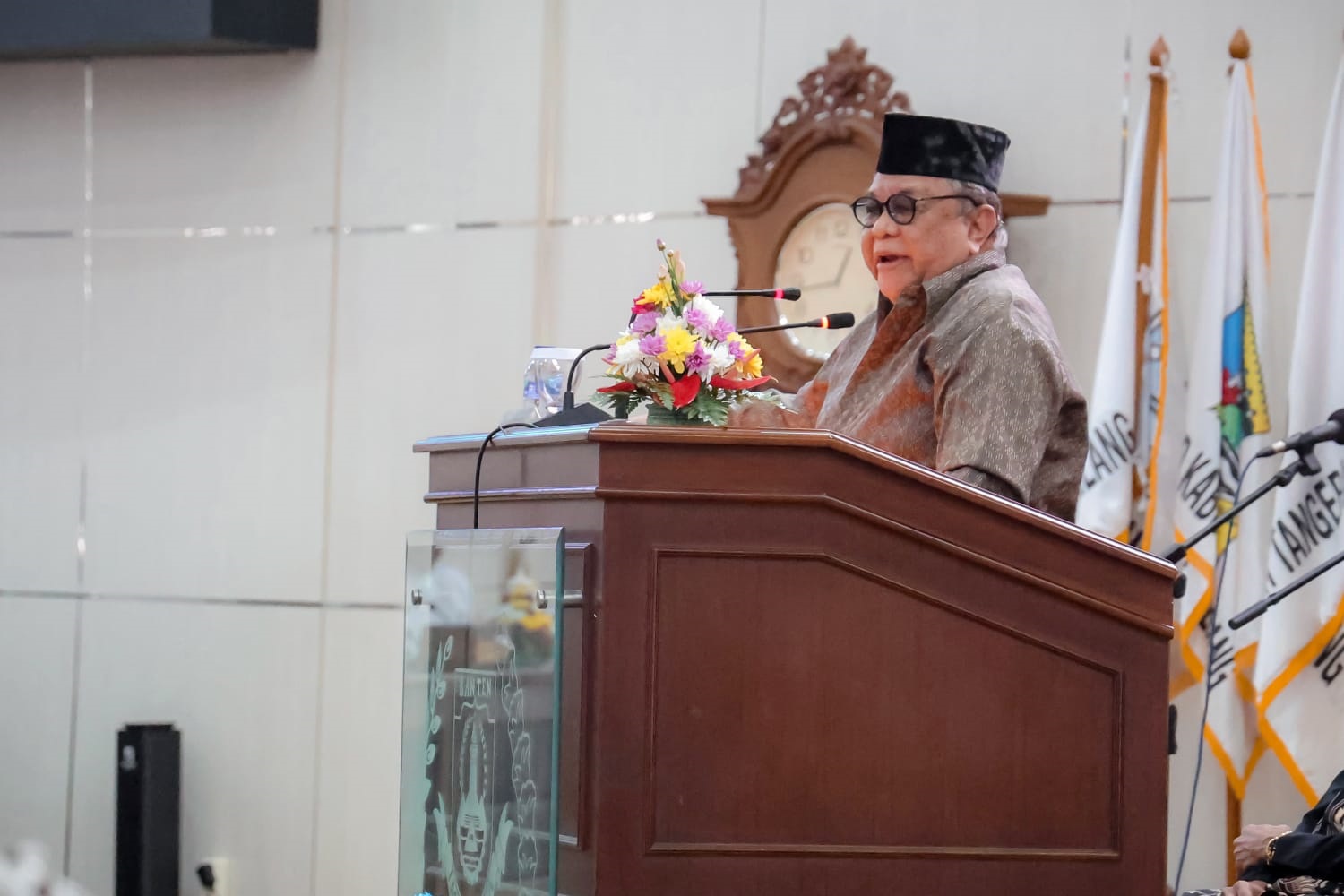 Pemimpin Daerah Jangan Lupakan Kepentingan Masyarakat 