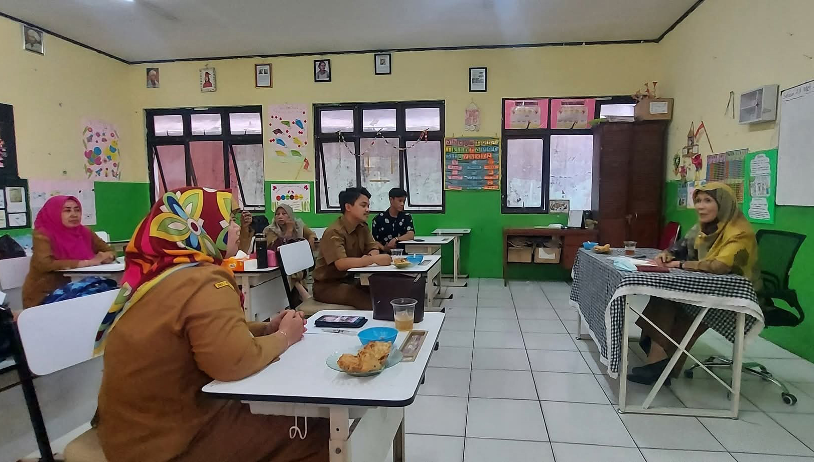 SDN Kronjo I: Guru Harus Update Kompetensi Mengajar