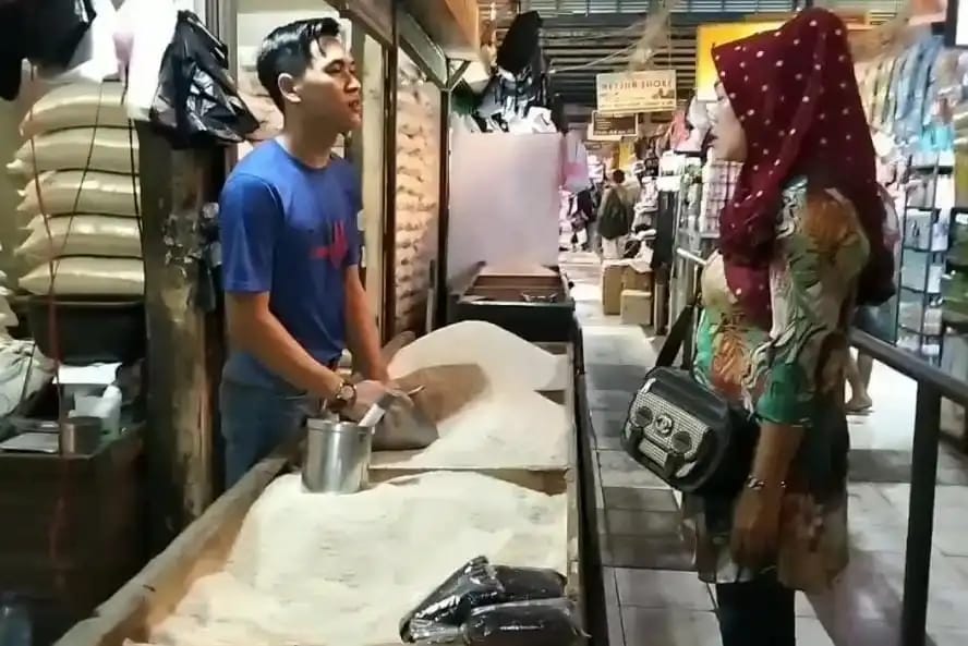 Beras Lokal Melimpah Banjiri Pasar di Lebak 