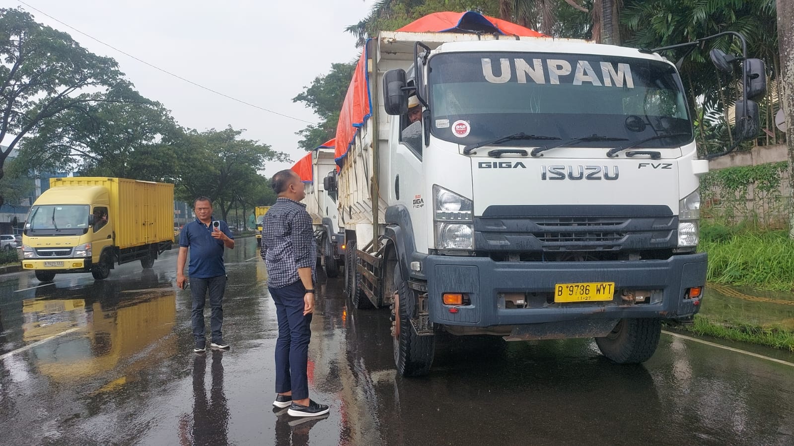 Anggota Dewan ’Amuk’ Truk Melanggar