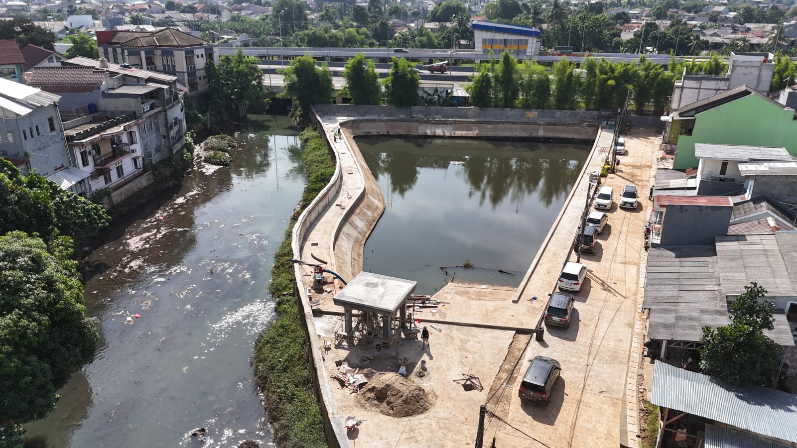 Pemkot Tangsel Tingkatkan Kualitas Infrastruktur Jalan dan Pengendalian Banjir Sepanjang 2025
