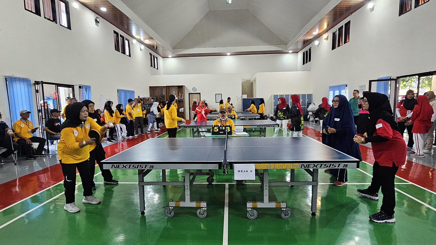 PTMP Tangsel Adu Skil Pingpong 72 Ibu-Ibu