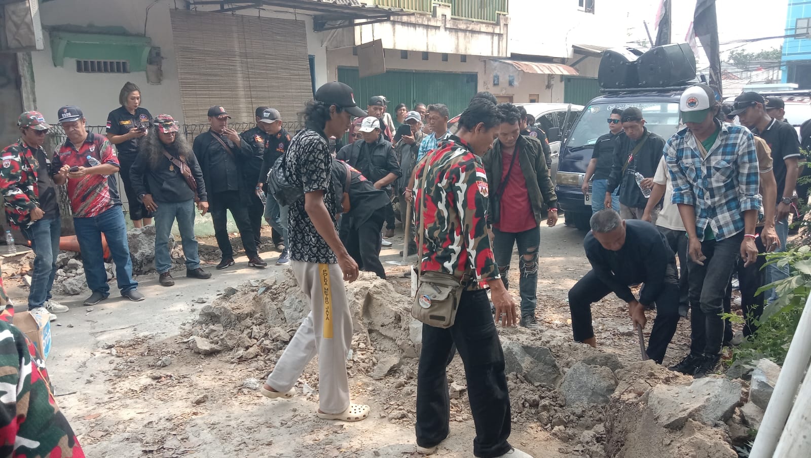 Jalan Kemuliaan Kembali Dibuka, Mobilitas Normal