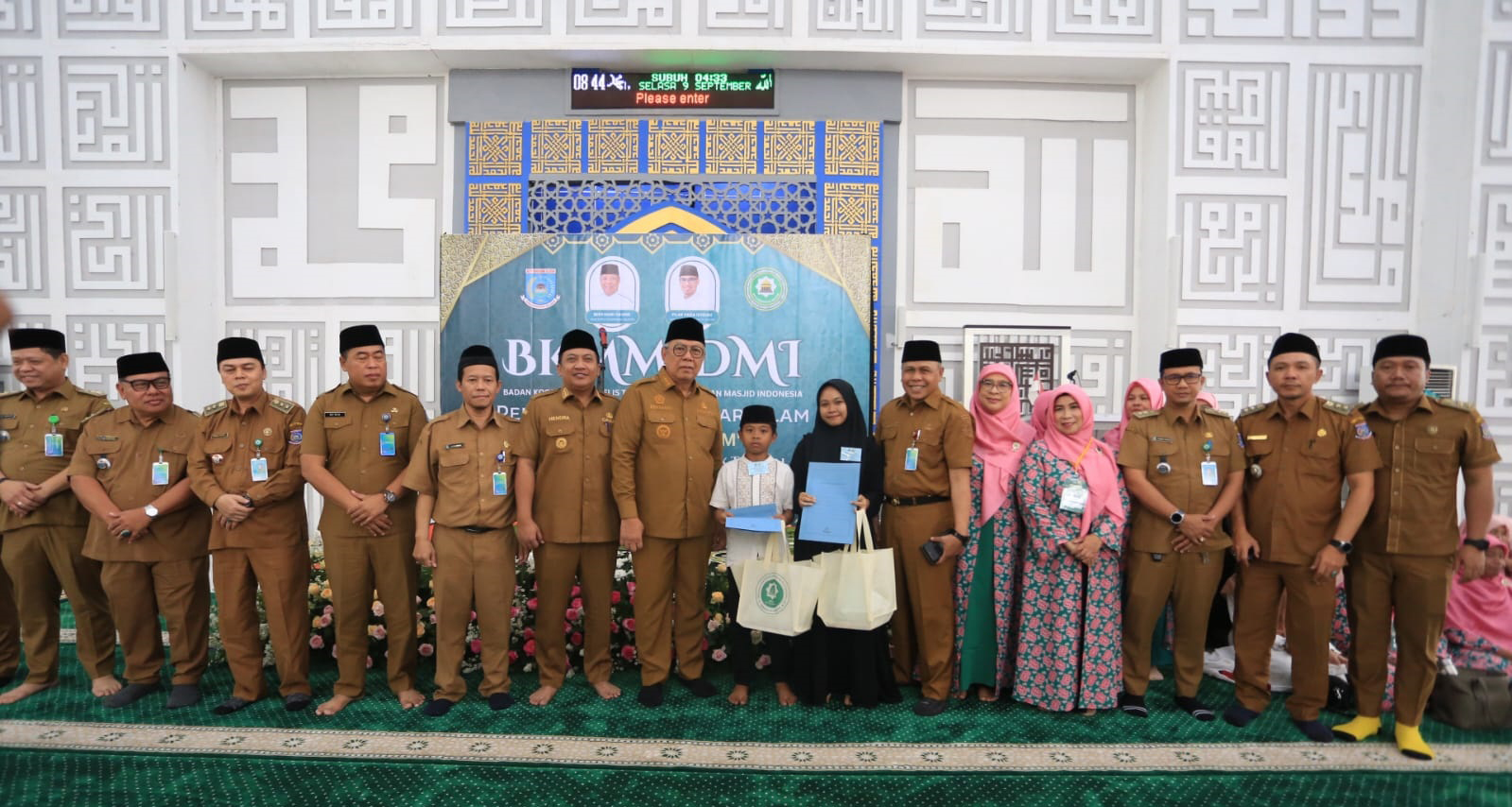 Benyamin Ajak Ibu-Ibu Majelis Taklim Ikut Jaga Wilayah