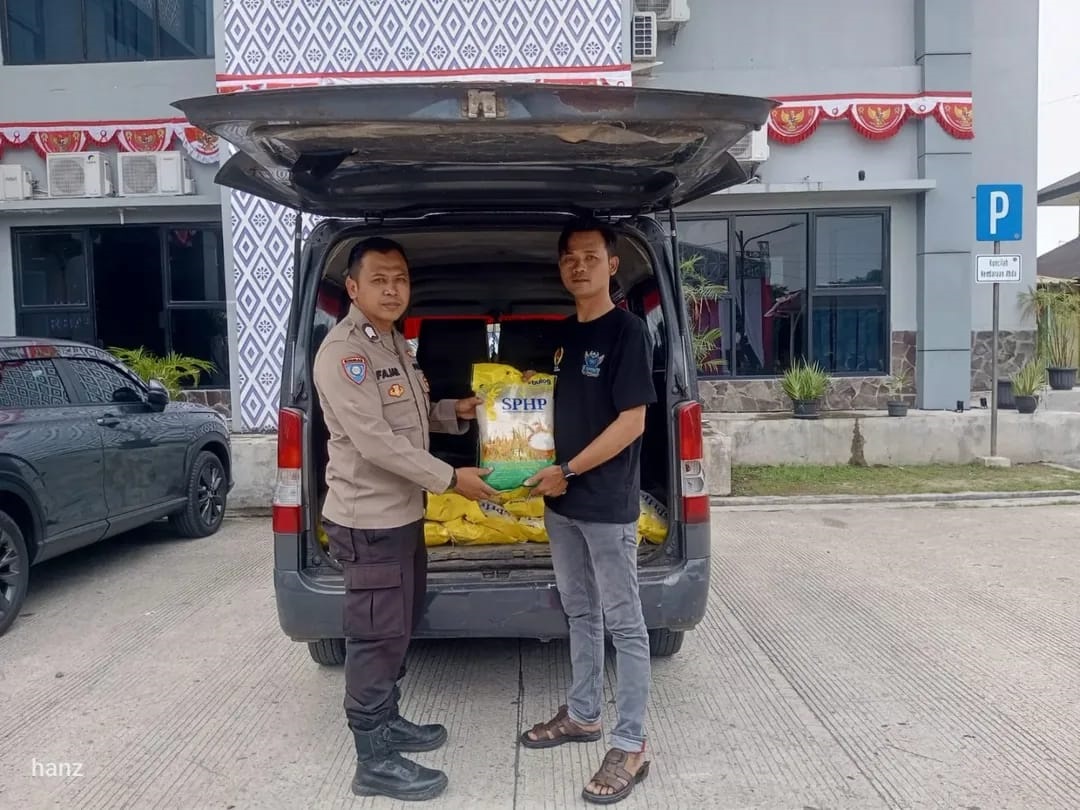 Polsek Kronjo Siapkan Beras Murah 1,5 Ton