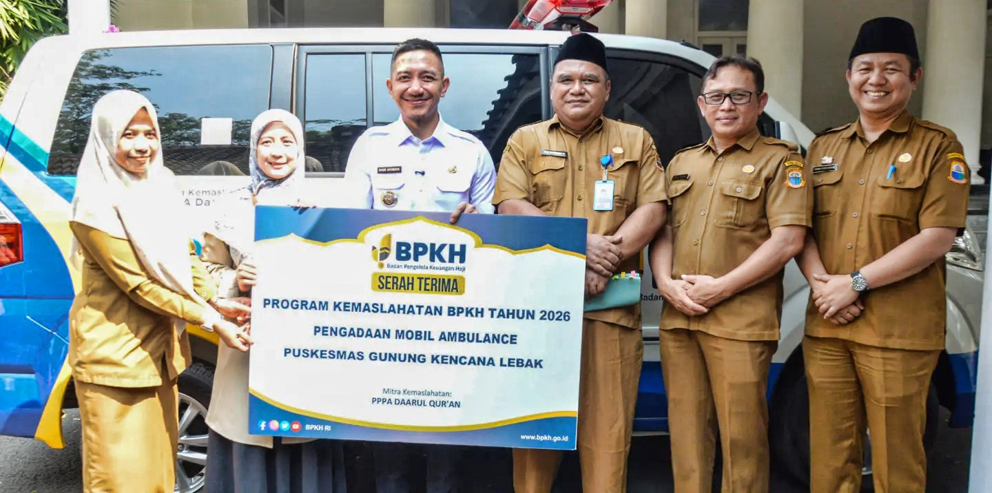 BPKH Berikan Satu Ambulans ke Puskesmas