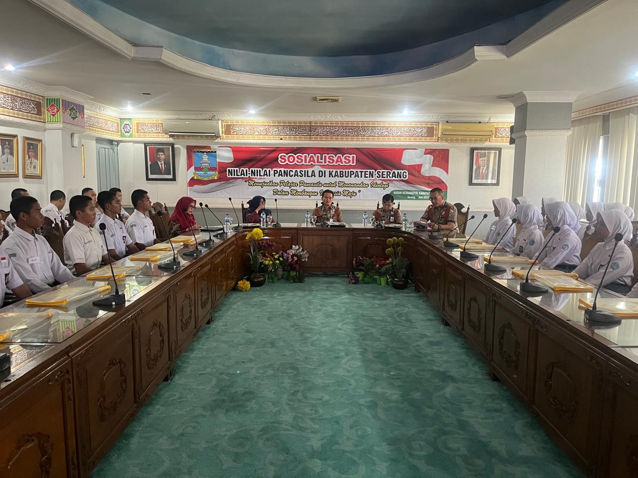 Anggota Paskibraka Kabupaten Serang Diberi Pemahaman Nilai Pancasila 