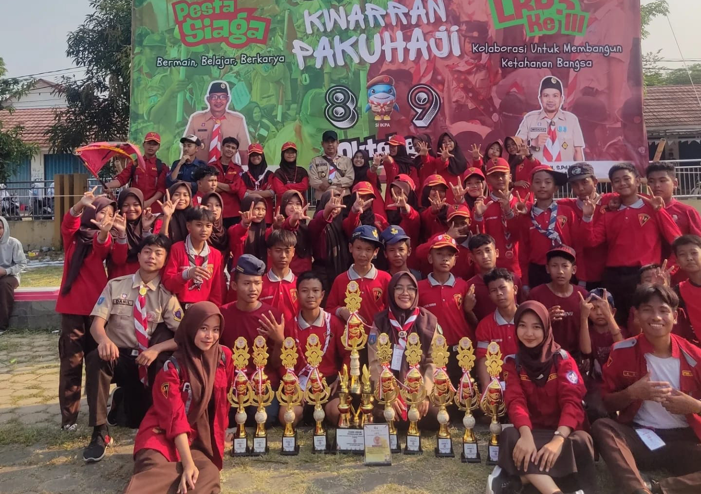 SMPN 2 Pakuhaji Juara Umum Lomba Pramuka Kwarran Pakuhaji