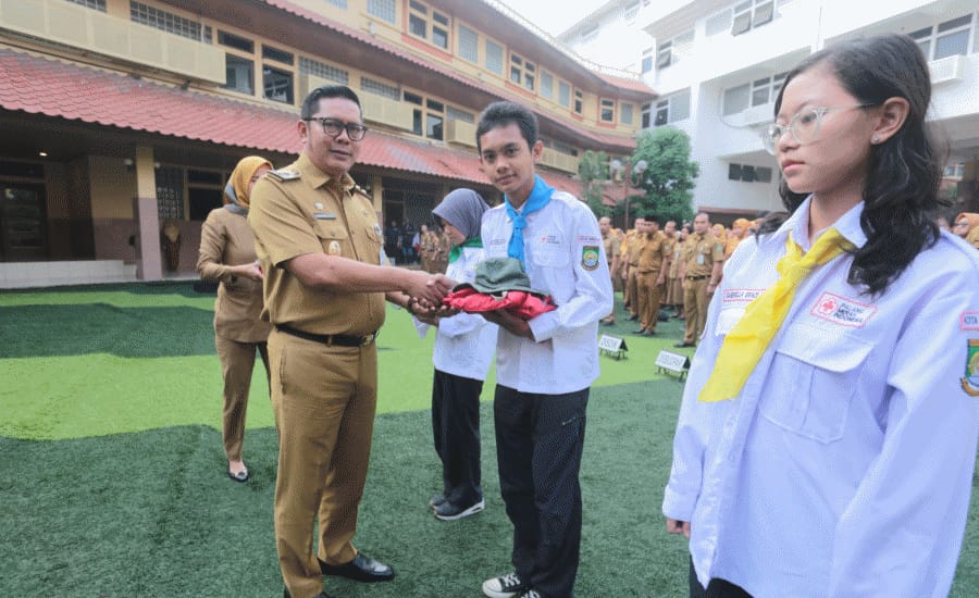 Wakil Walikota Tangerang Lepas Kontingen PMI ikuti Jumbara PMR IV ke Banten