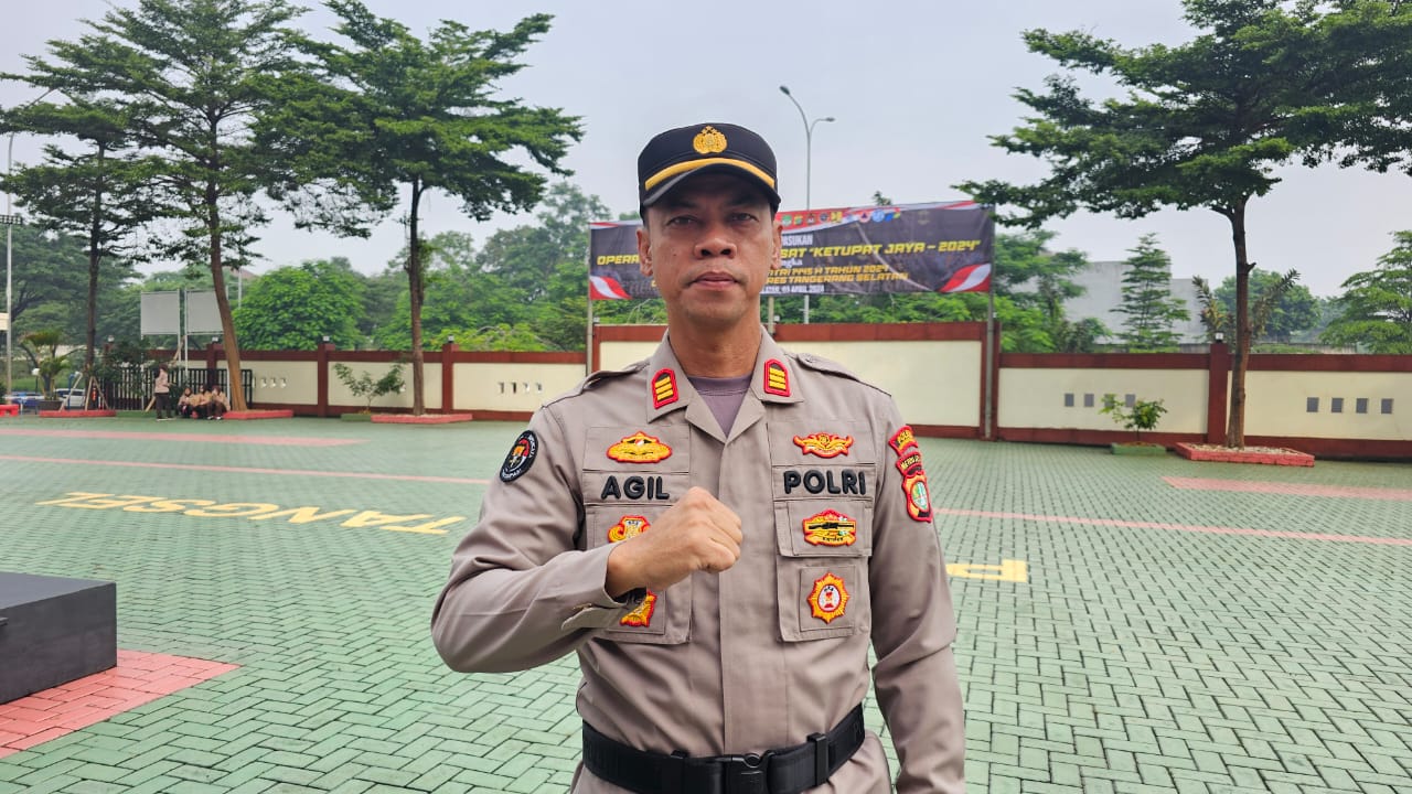 Tabrak Truk Lagi Parkir, Pemotor Tewas di Setu