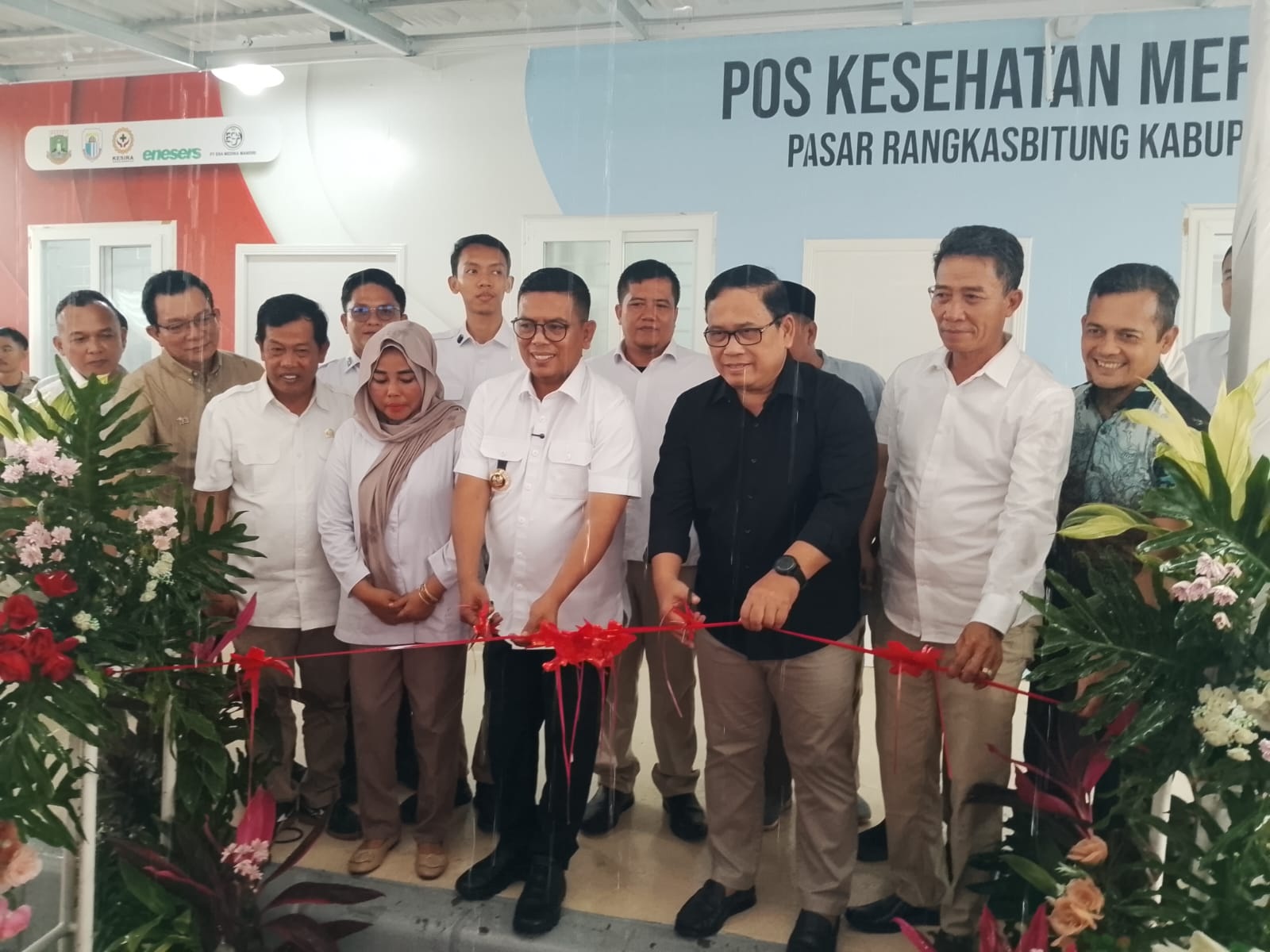 Gubernur Resmikan Pos Kesehatan Merah Putih