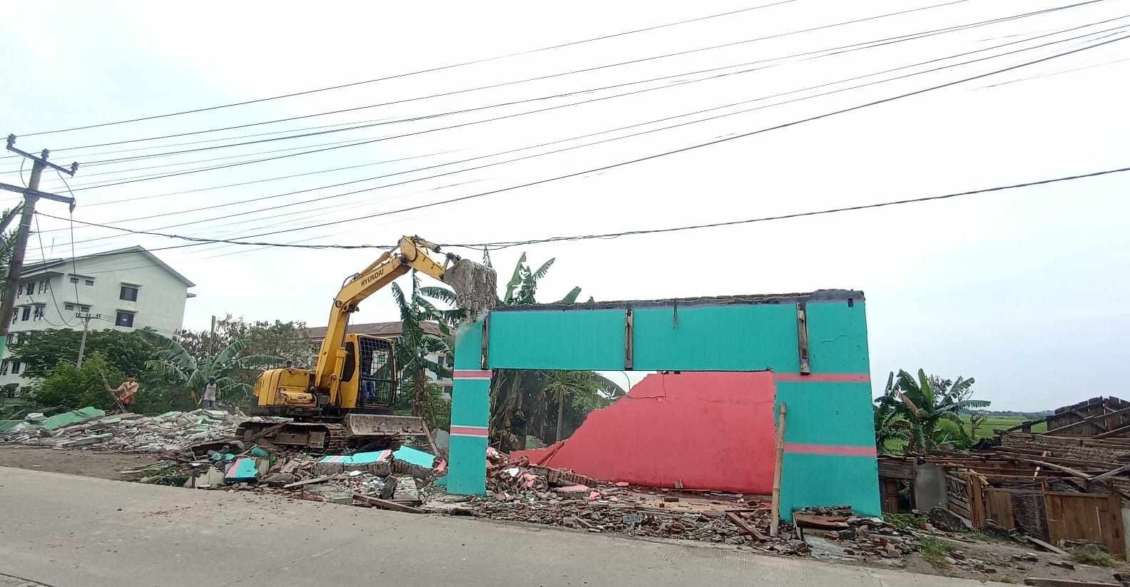 Bantuan Kerohiman Segera Cair, Penertiban Bangunan Sungai Padek Rampung