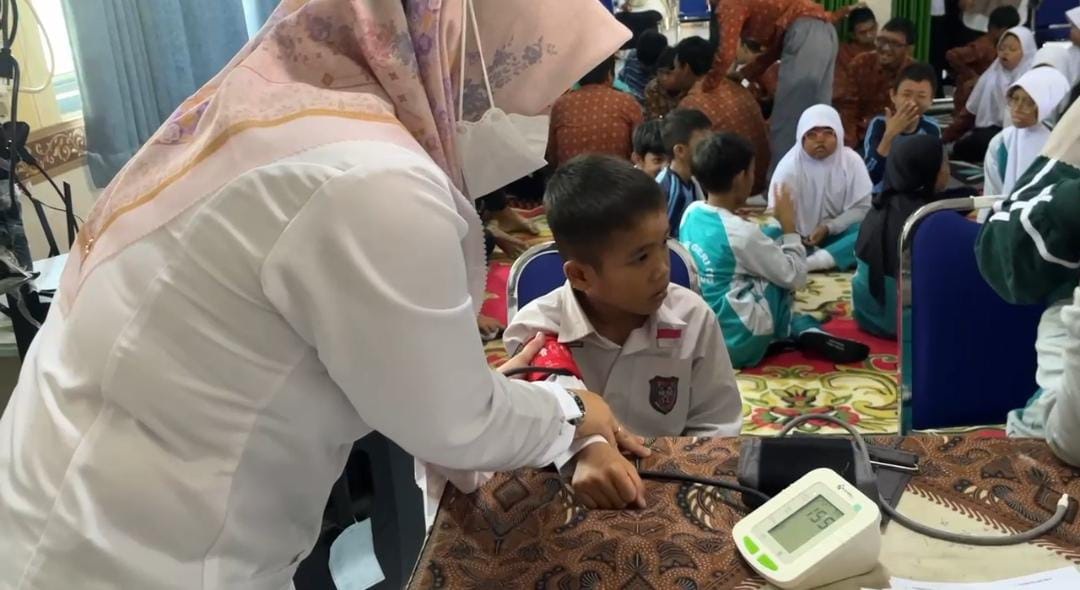 716 Siswa Kota Serang Tekanan Darah Tinggi