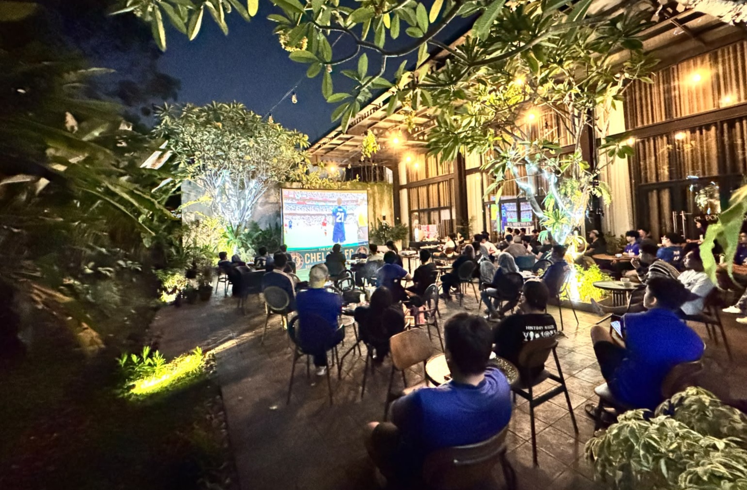 Aviary Hotel Bintaro Gelar Nobar Liga Eropa 