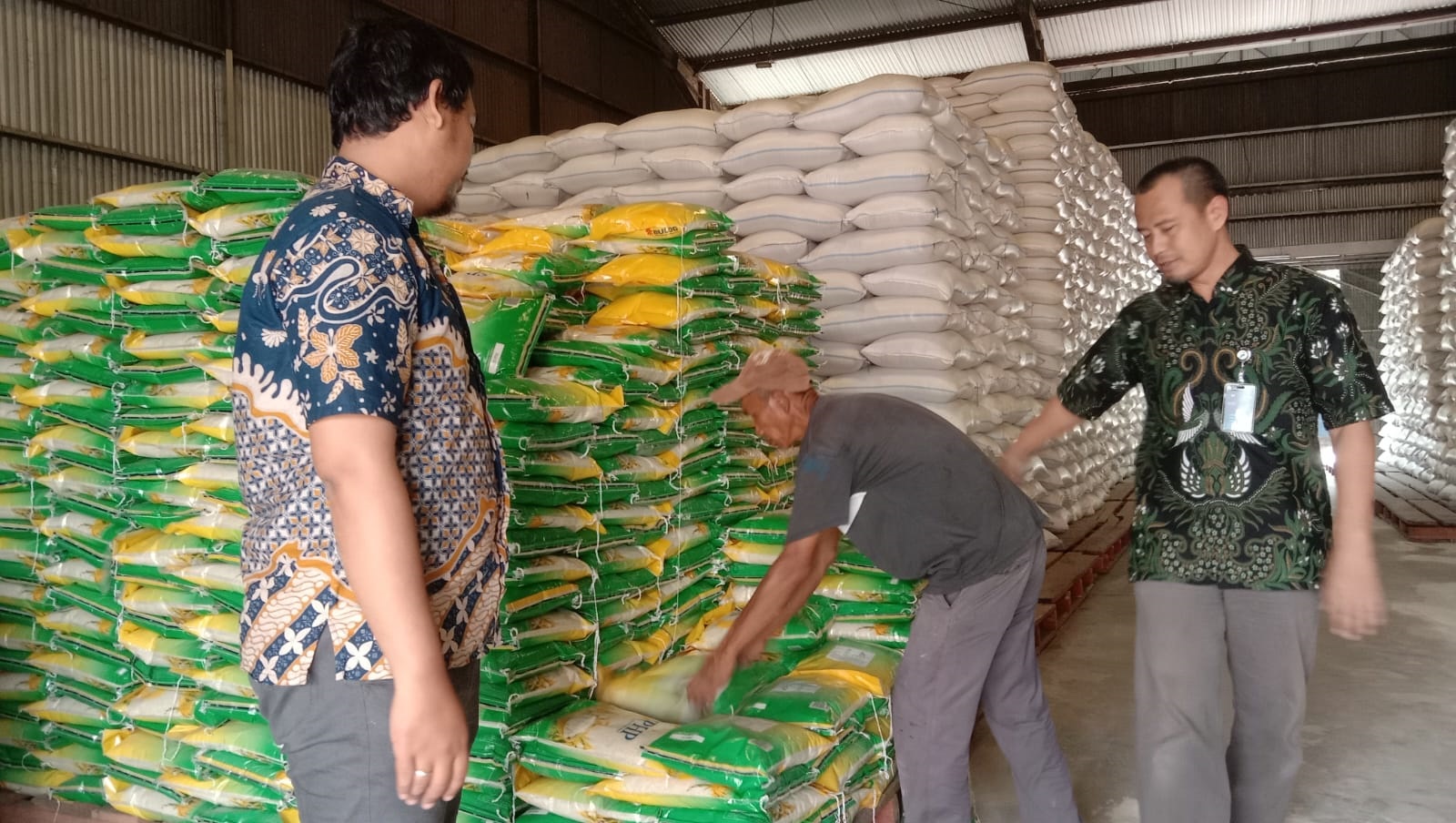 Marak Oplosan, Bulog Sarankan Beli Beras SPHP