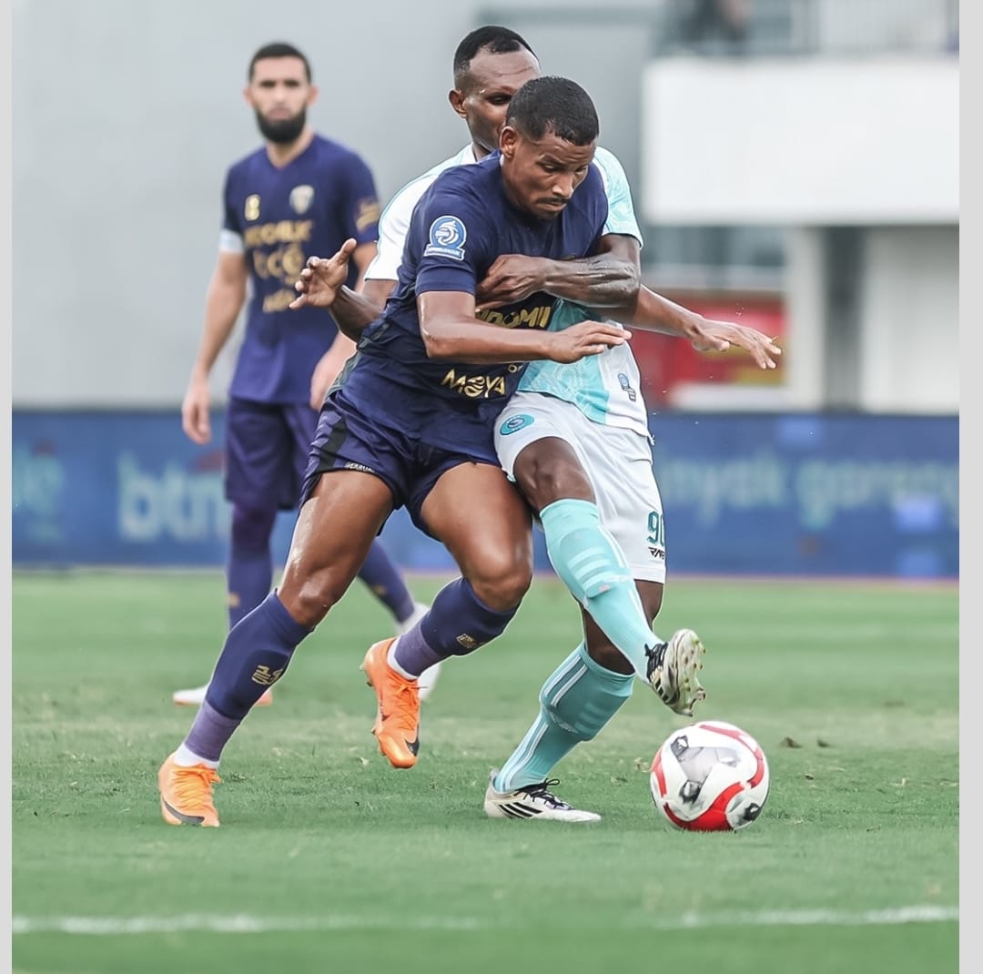 Persita Ditantang Dewa united, Menjaga Jarak Aman